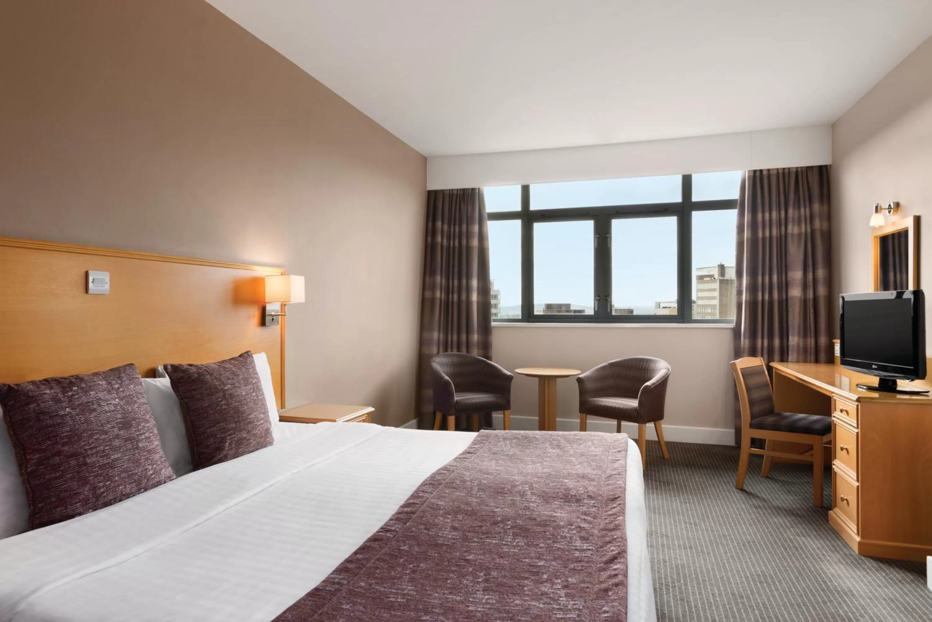 Bedroom, Bed in Garner Hotel Nottingham City Centre by IHG