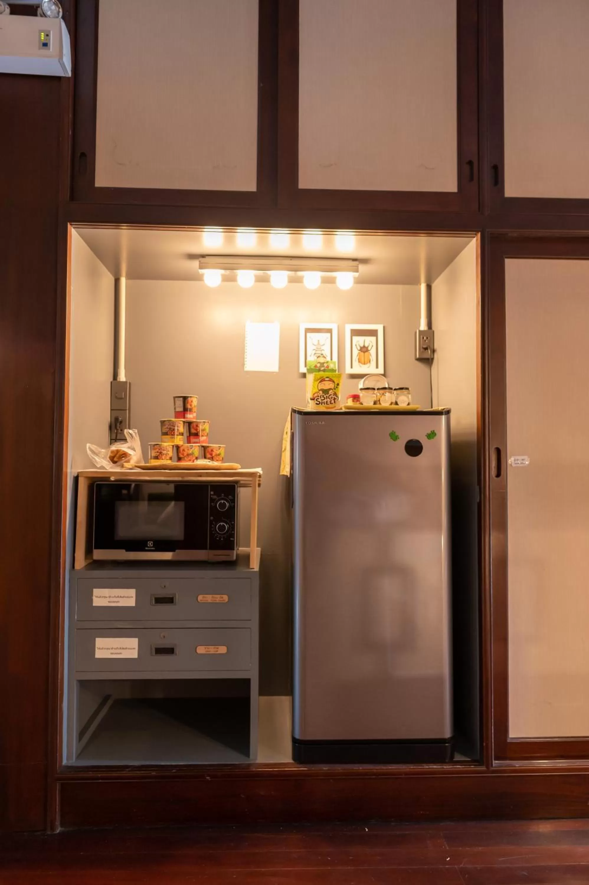 Communal kitchen in A Day Villa Chiangmai