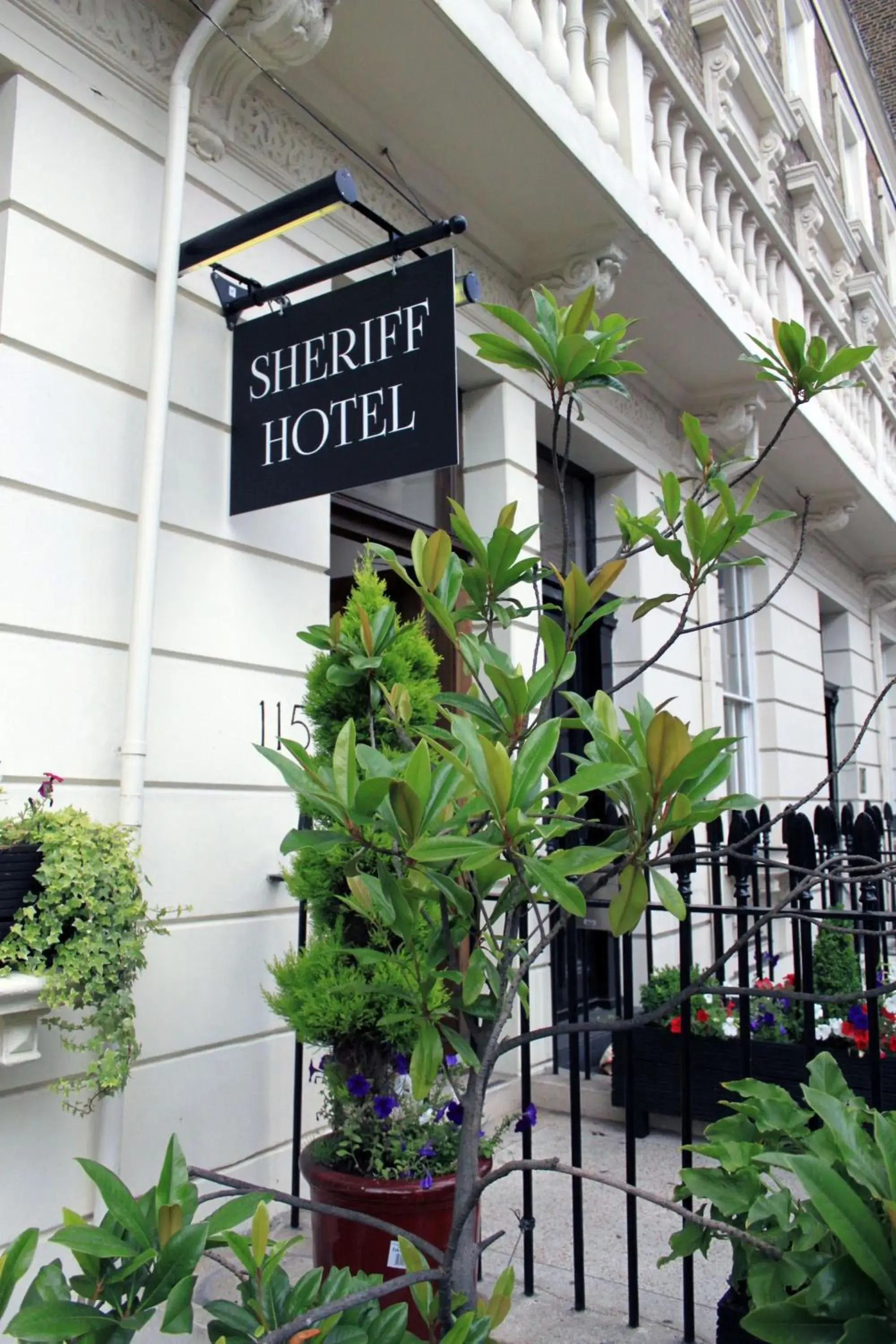 Sheriff Hotel Sheriff Hotel