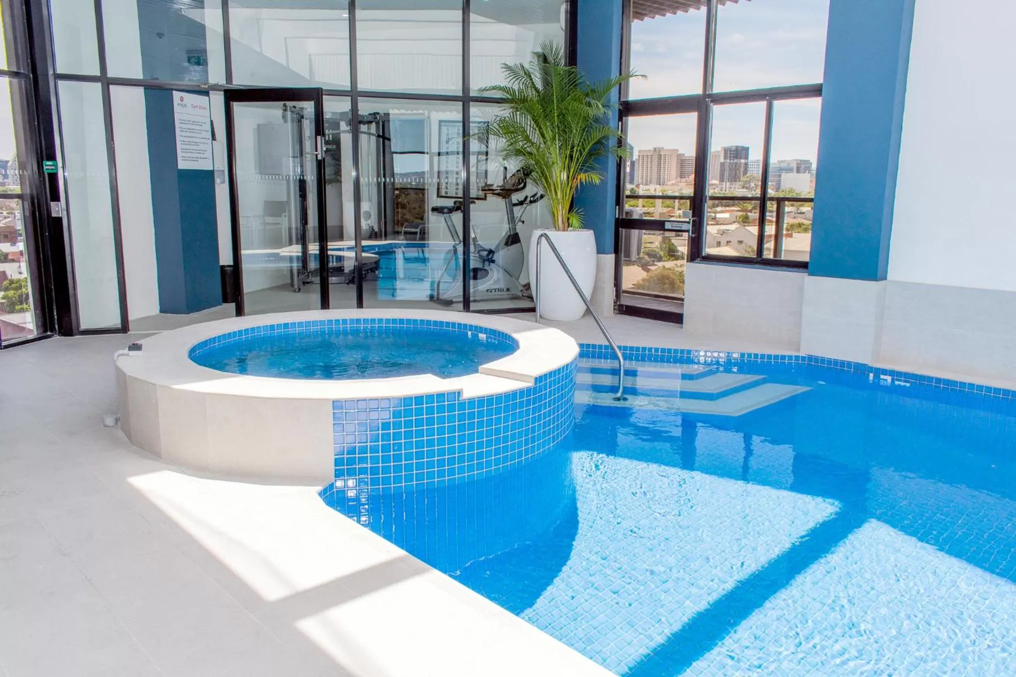 Swimming pool in Rydges South Park Adelaide