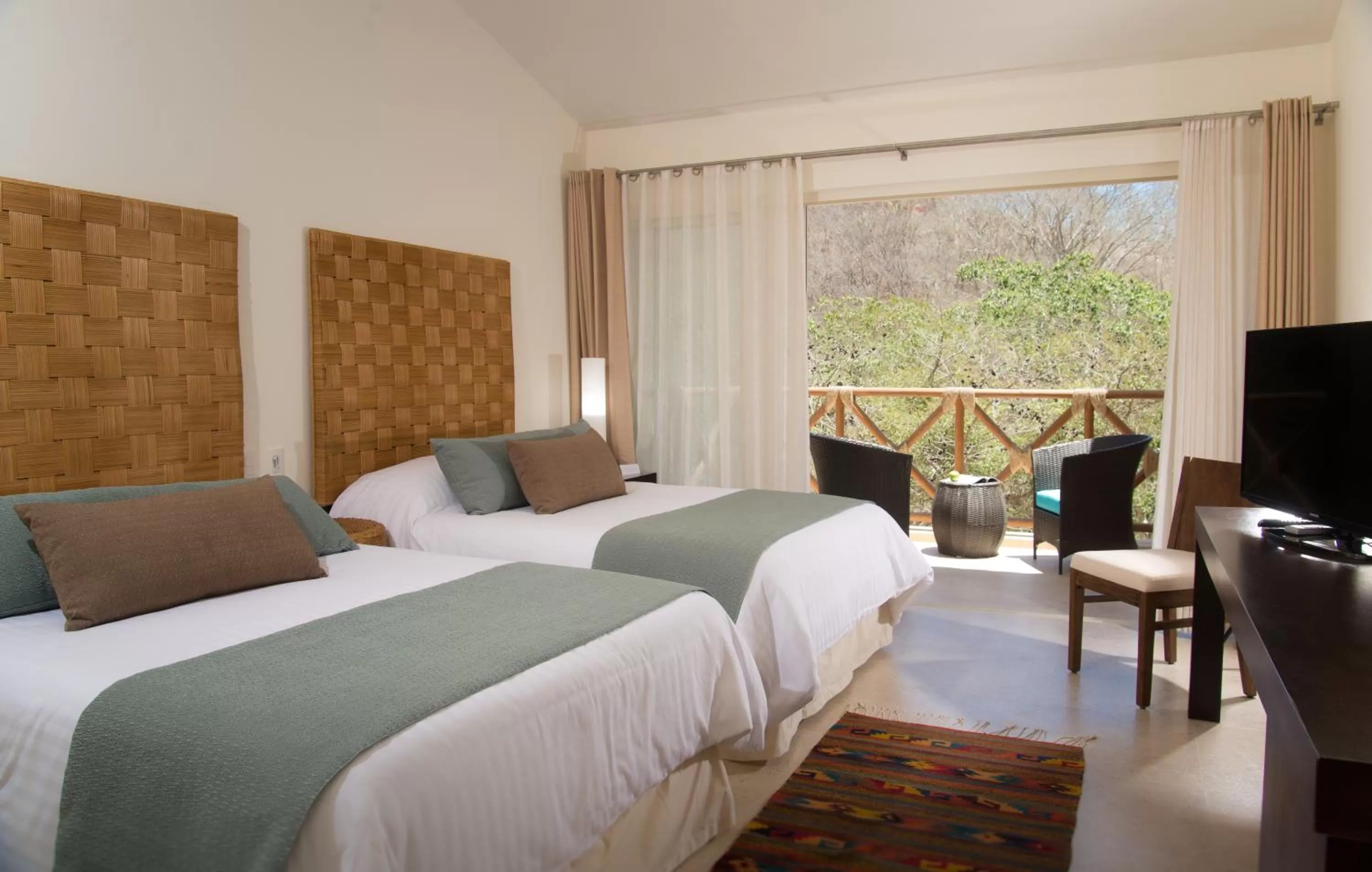 Bed in Grand Matlali Suites & Villas Riviera Nayarit