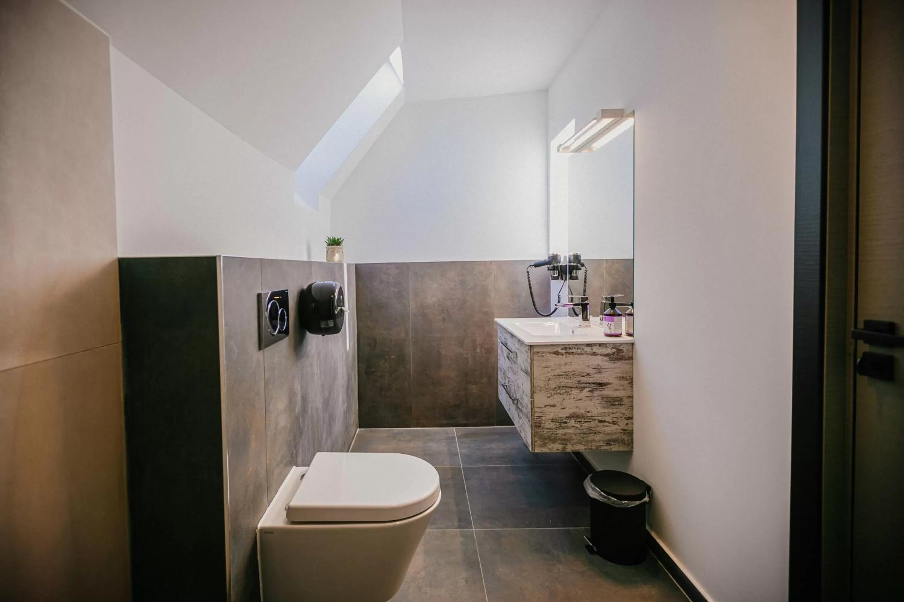 Toilet, Bathroom in Adventure Lake Resort - Simared