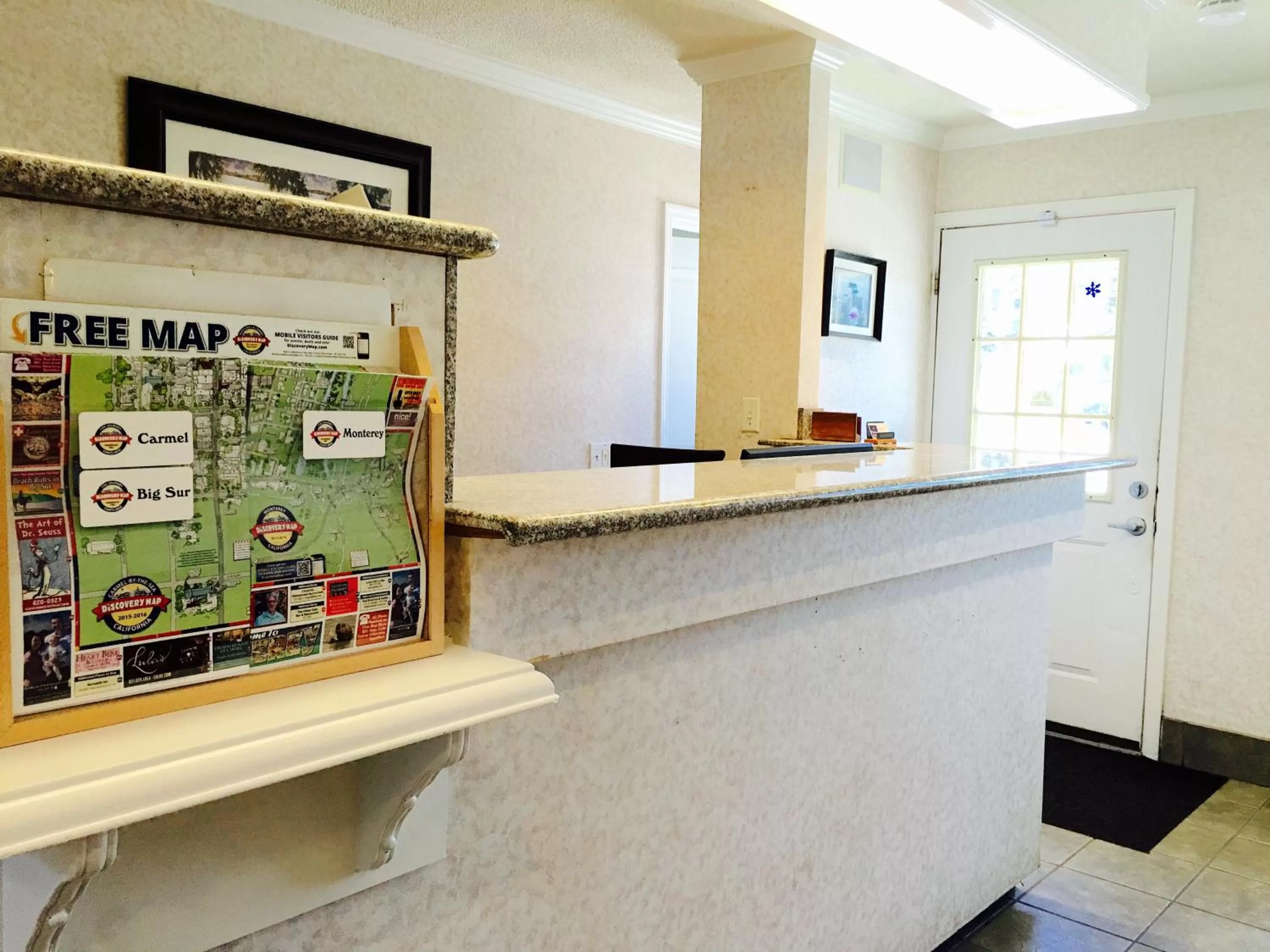 Lobby or reception in Pelican Inn