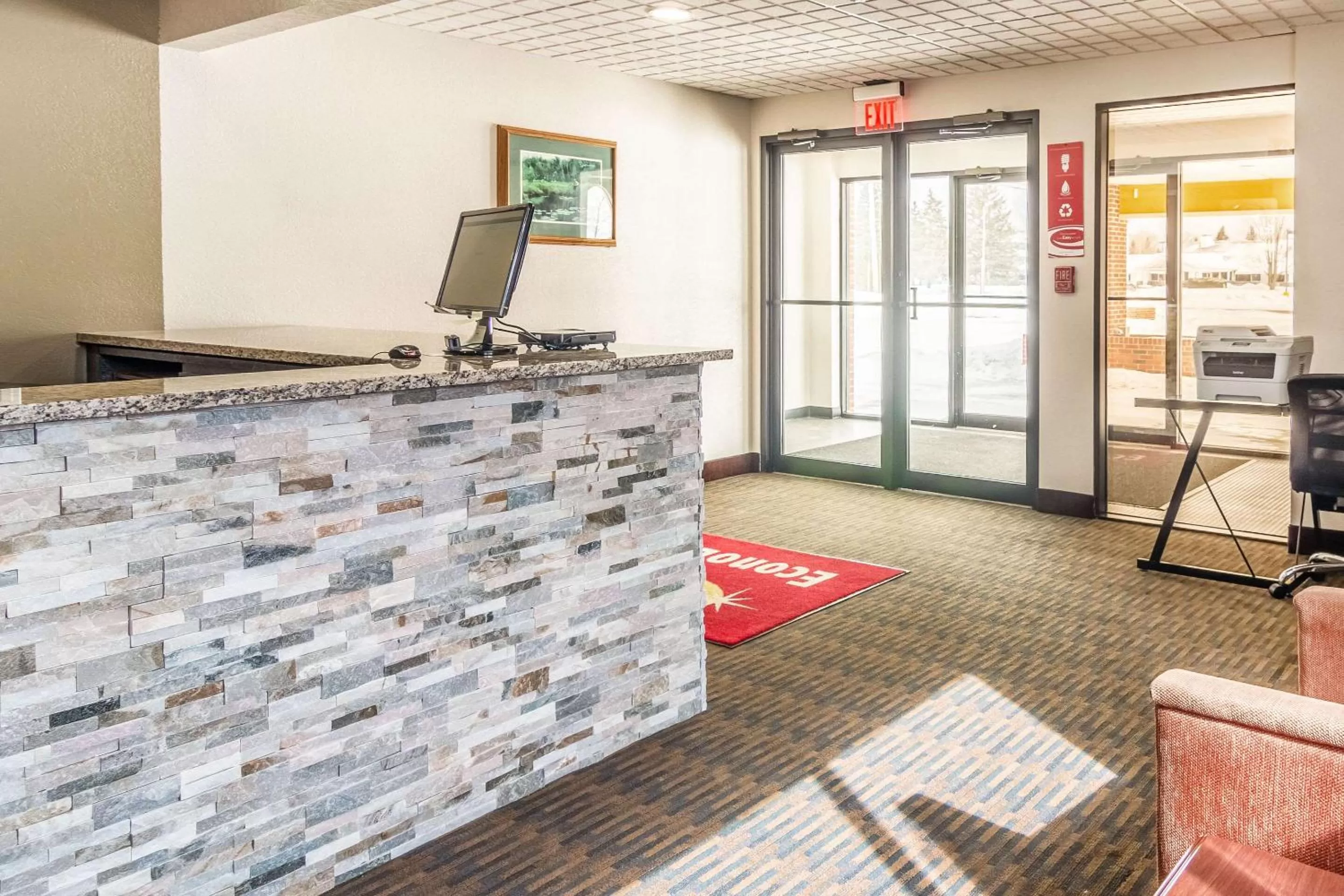 Lobby or reception in Econo Lodge Cadillac by Choice