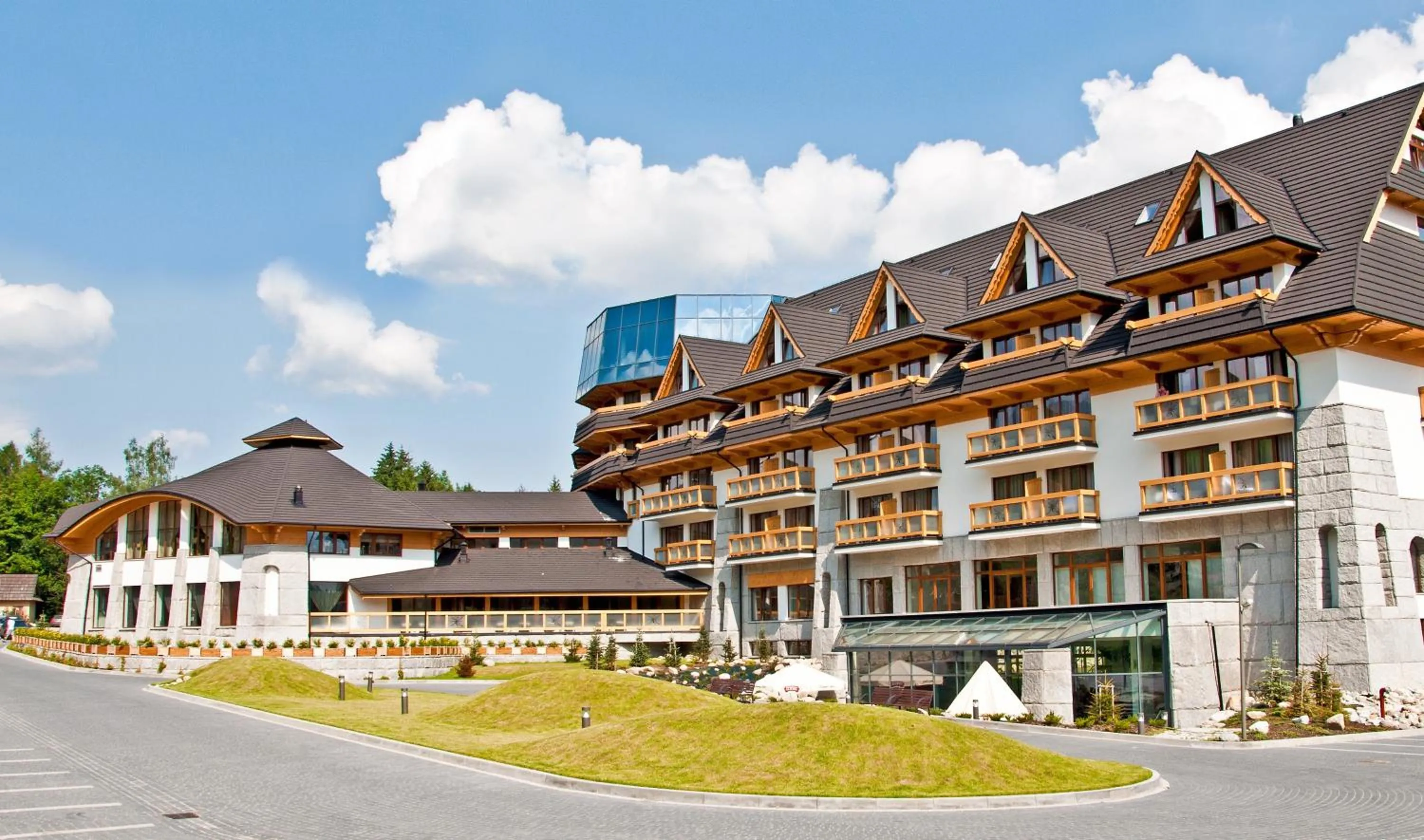 Property building in Grand Nosalowy Dwór