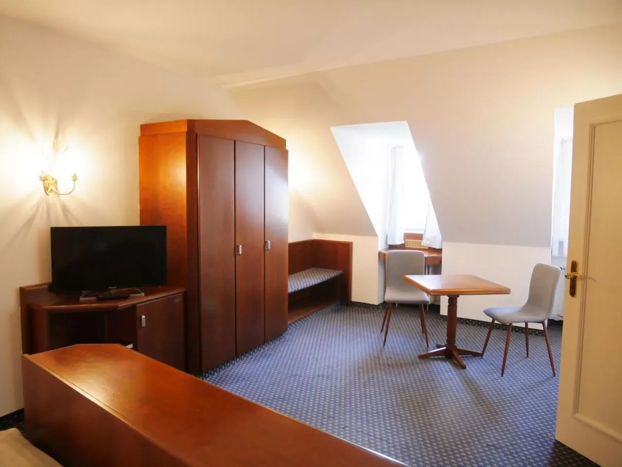 Communal lounge/ TV room in Stadthaus Valentin