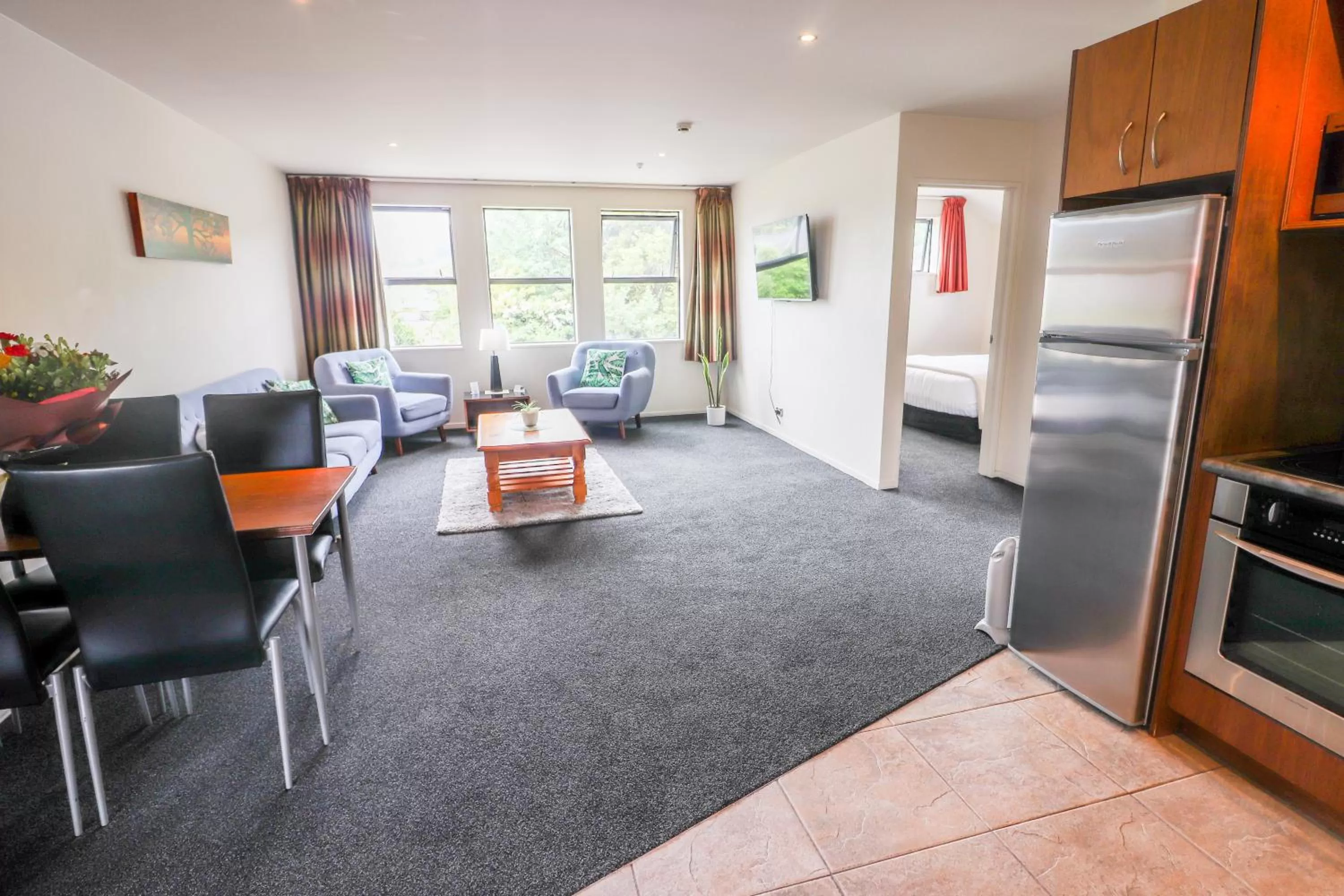 Living room in Coleraine Suites & Apartments