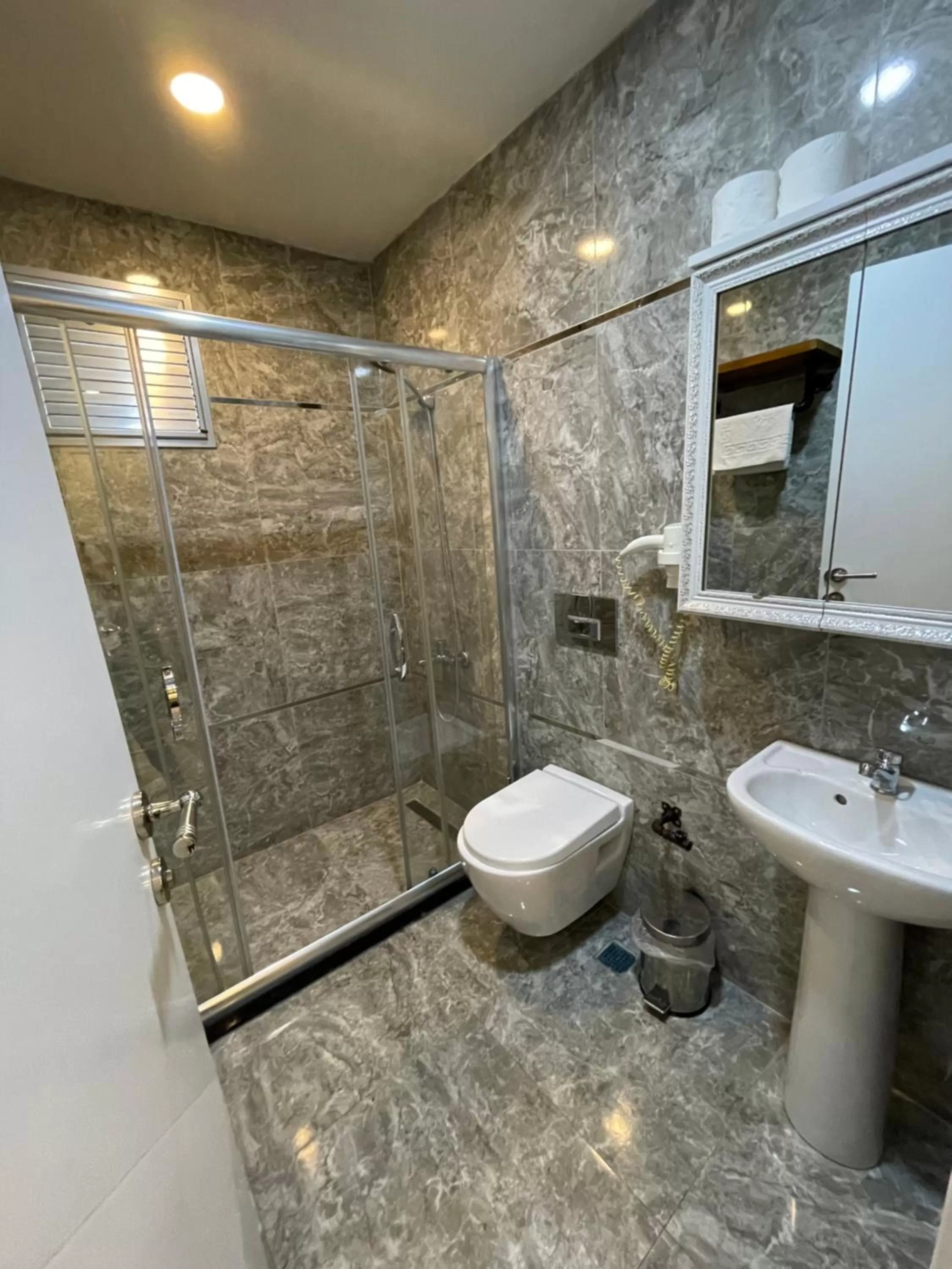 Bathroom in Arat Apartments