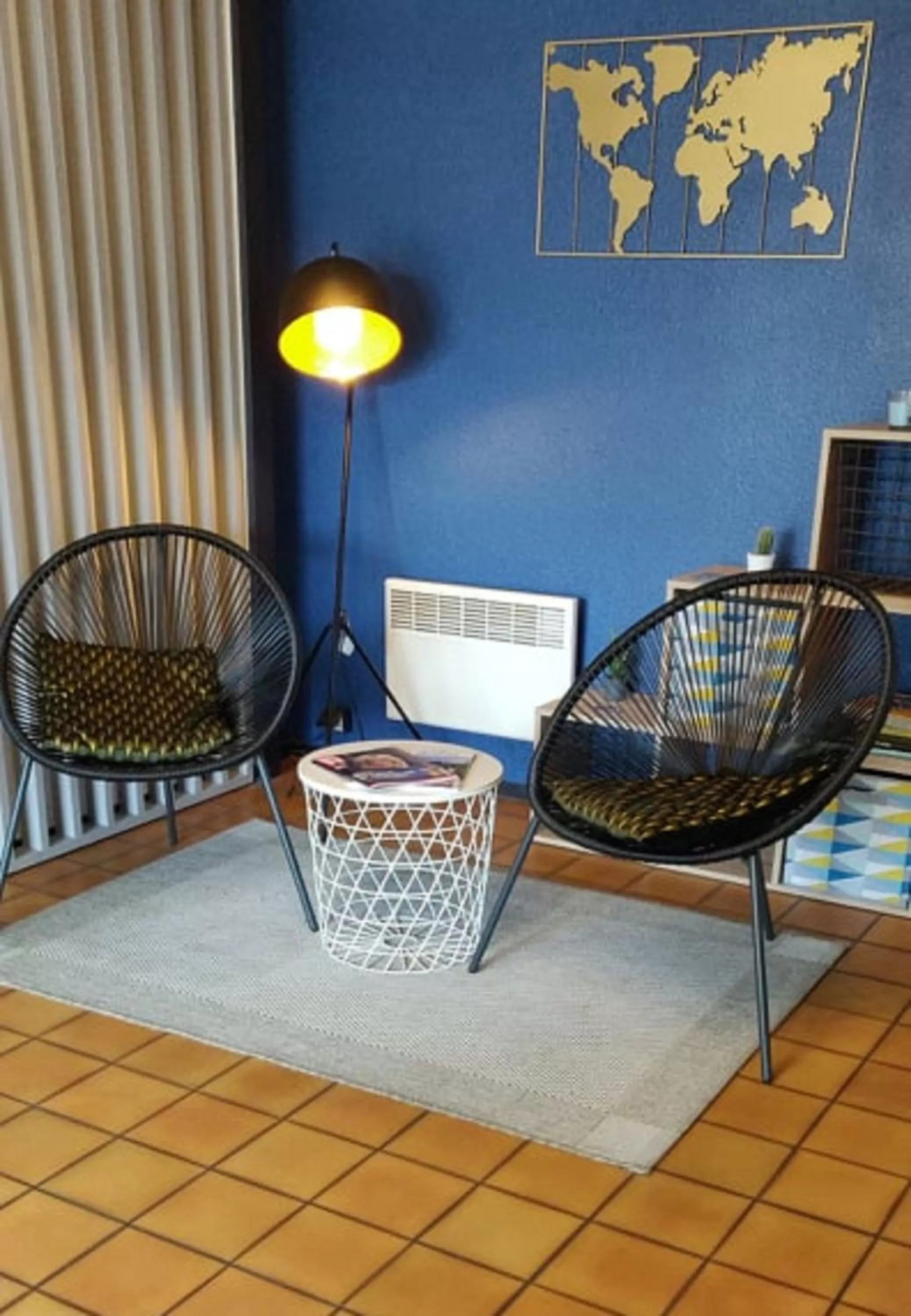 Lobby or reception in Kyriad Genève St-Genis-Pouilly