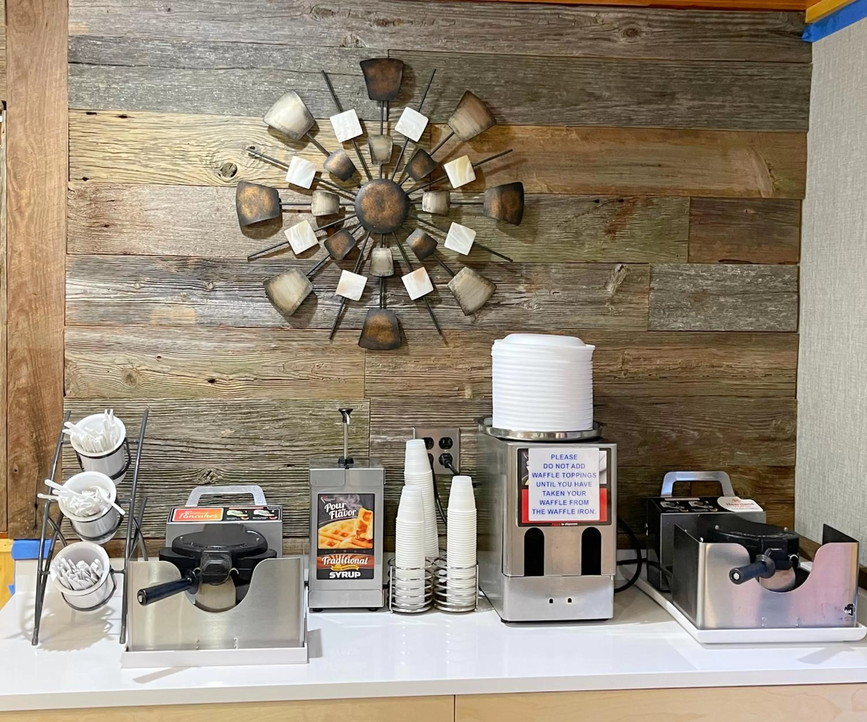 Breakfast in Baymont by Wyndham Gatlinburg On The River