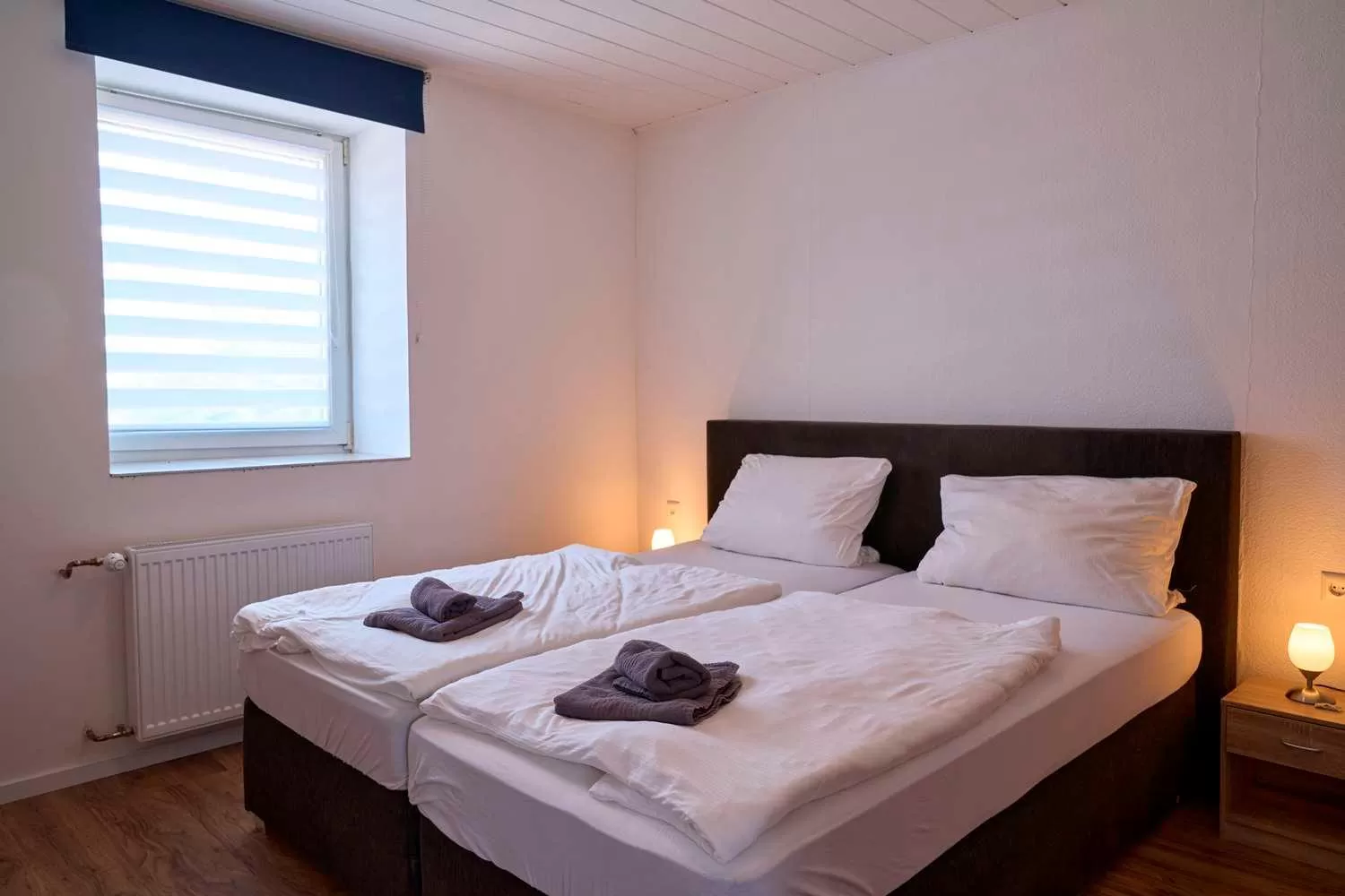 Bedroom, Bed in Hotel zur Post Ochsendorf