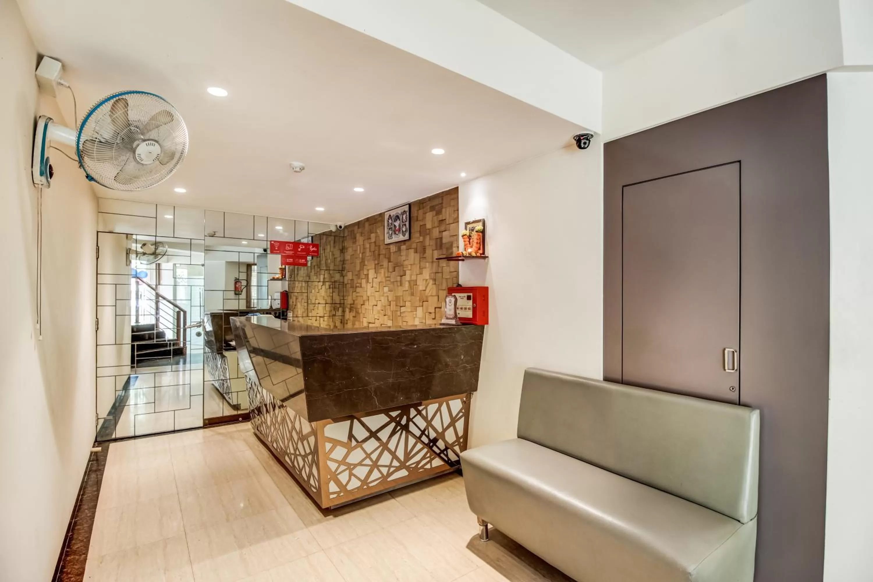 Seating area, Lobby/Reception in Grand Mookambika