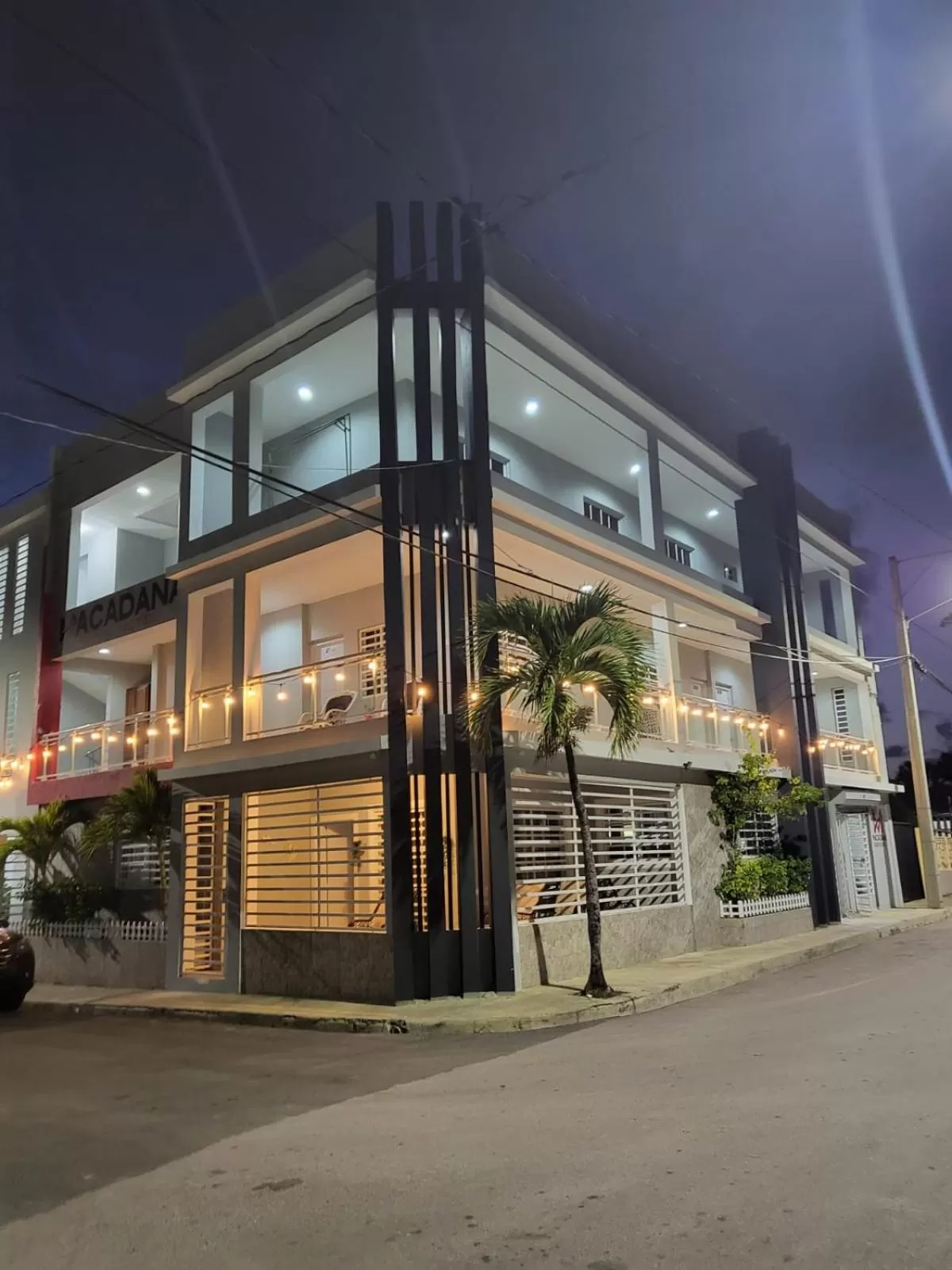 Property Building in Apartahotel MACADANA