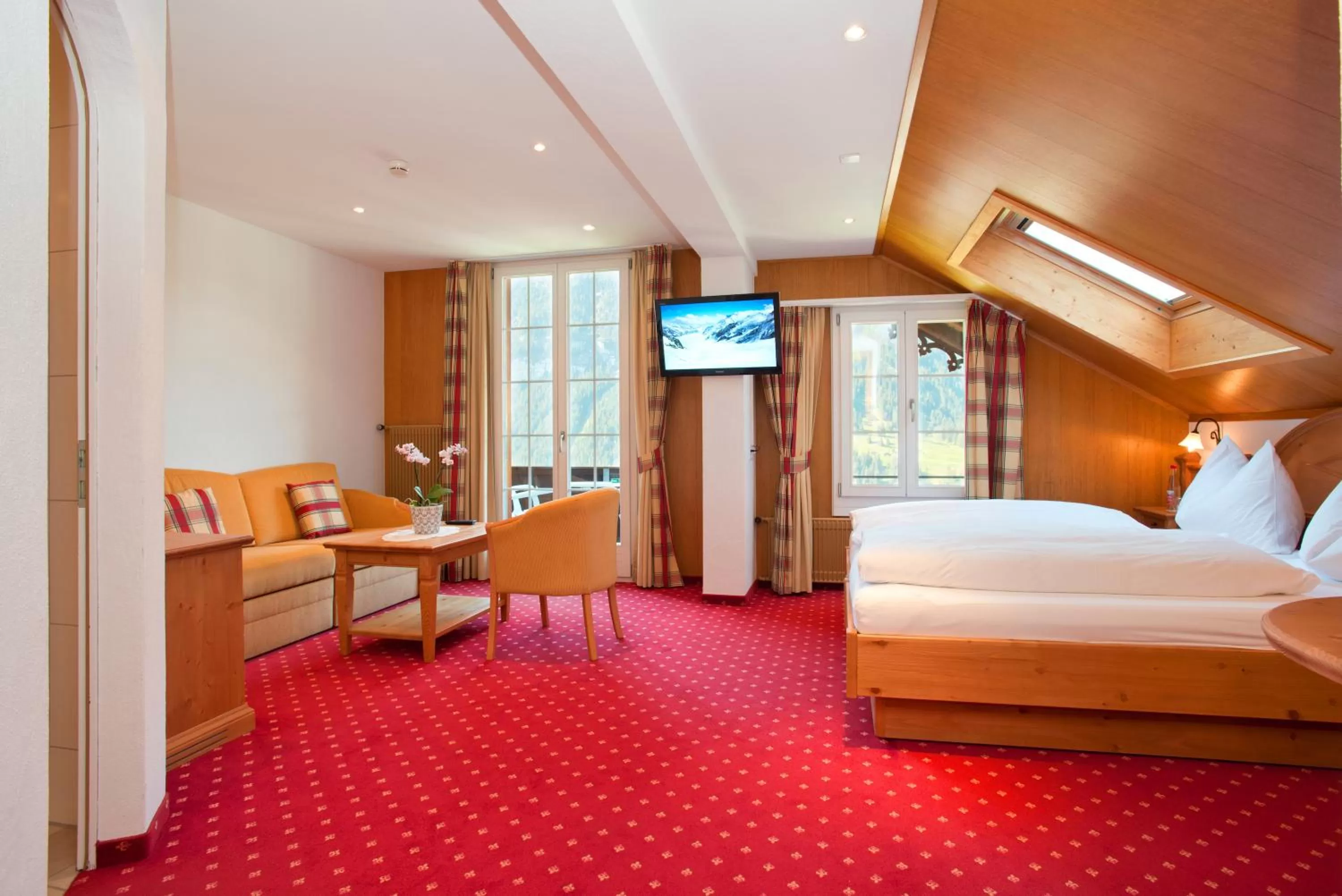 Photo of the whole room, Bed in Hotel Sonnenberg