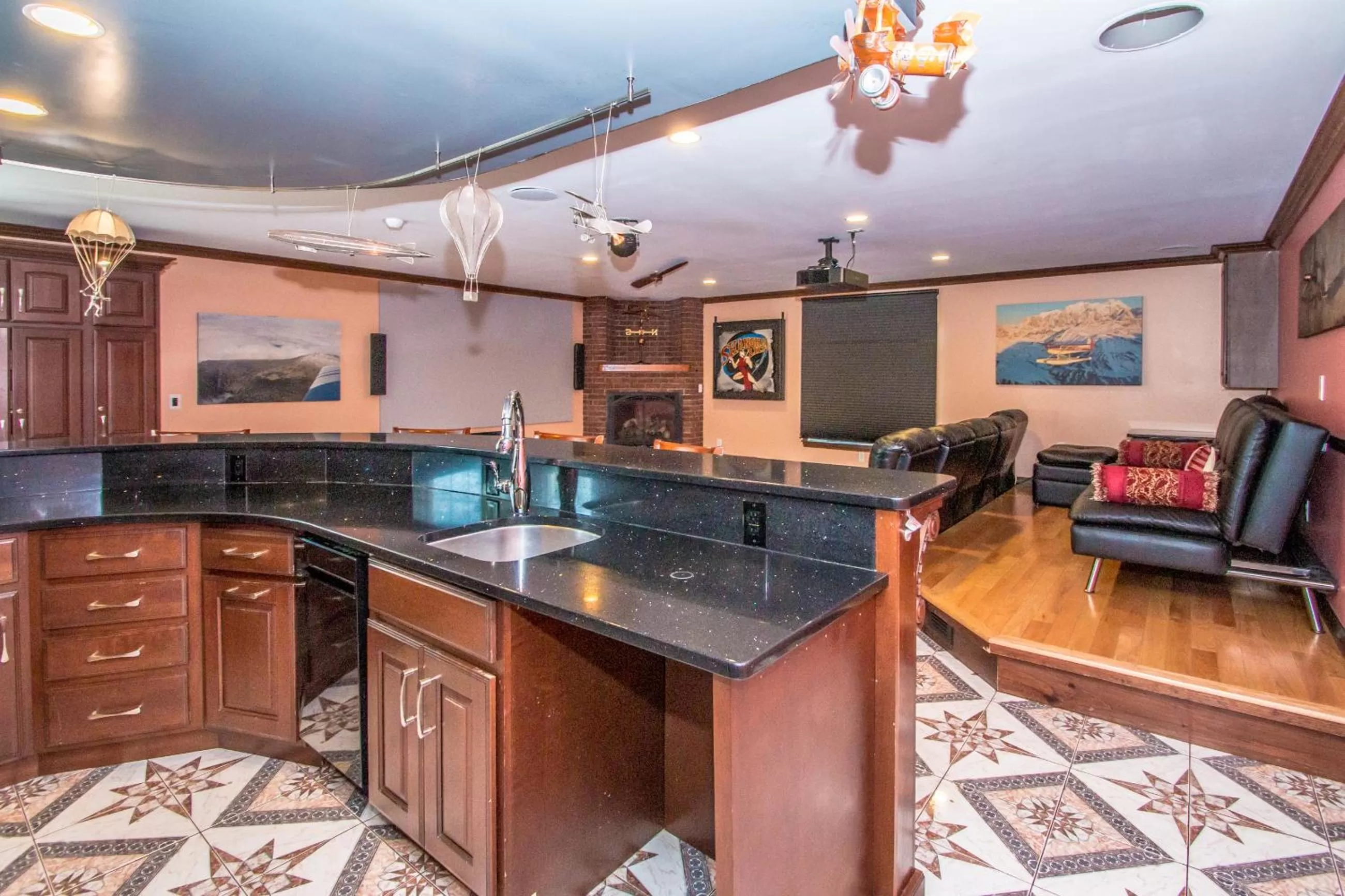 Kitchen or kitchenette in Adventure Suites