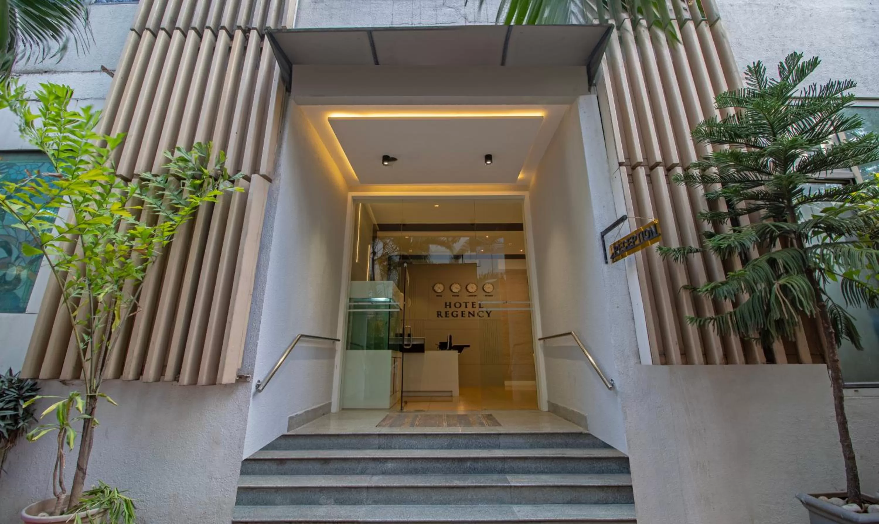 Facade/entrance in Treebo Regency - Bund Garden, Dhole Patil Road