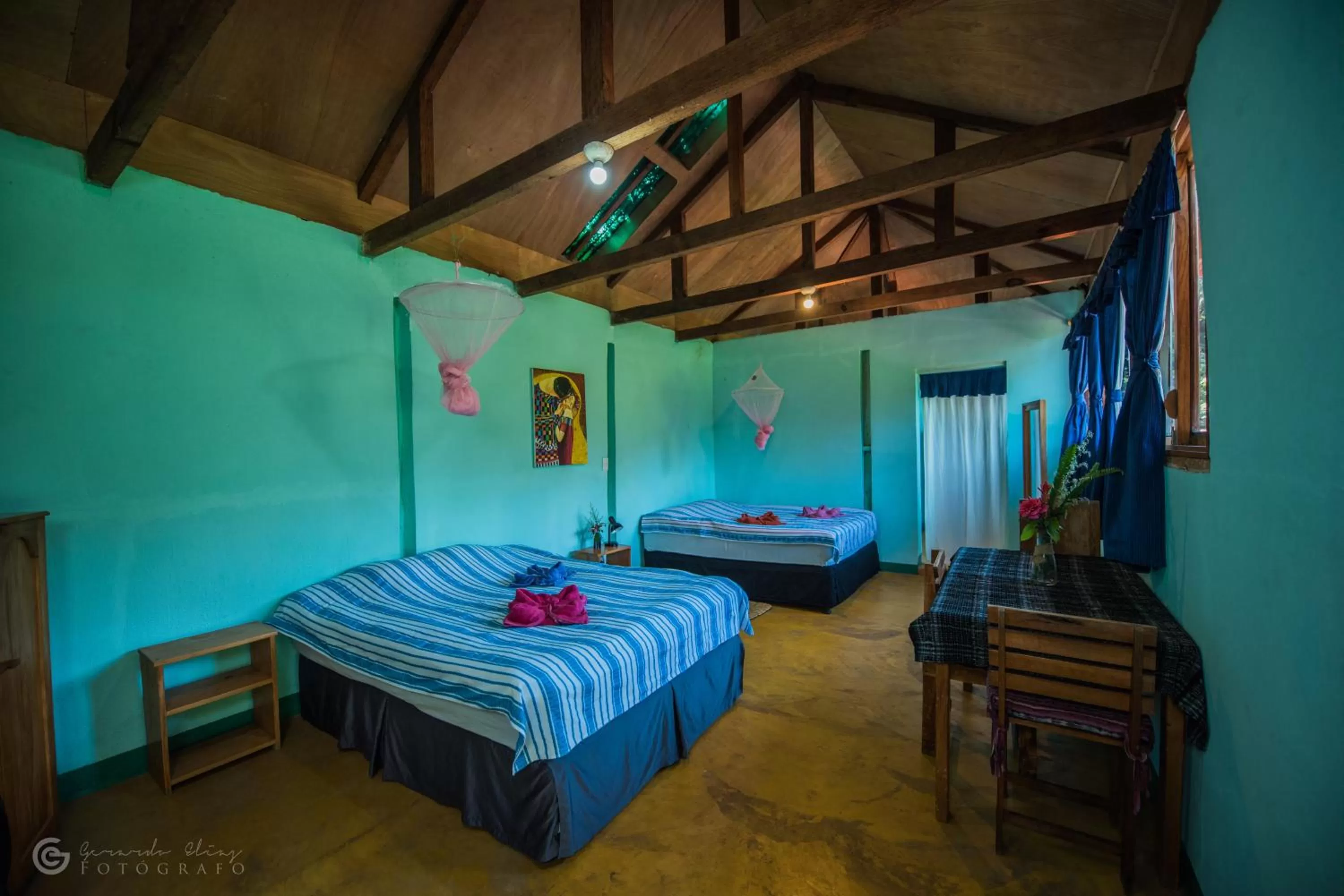 Bed in Eco-Hotel Mayachik