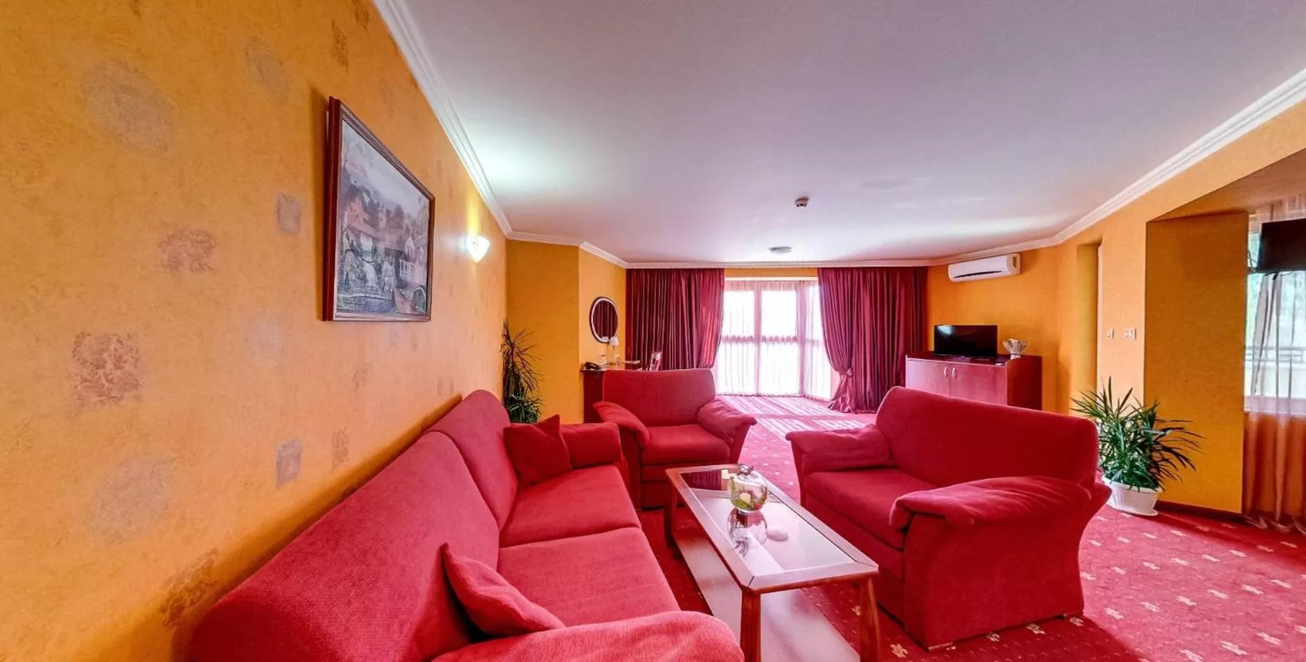 Seating Area in Troyan Plaza Hotel