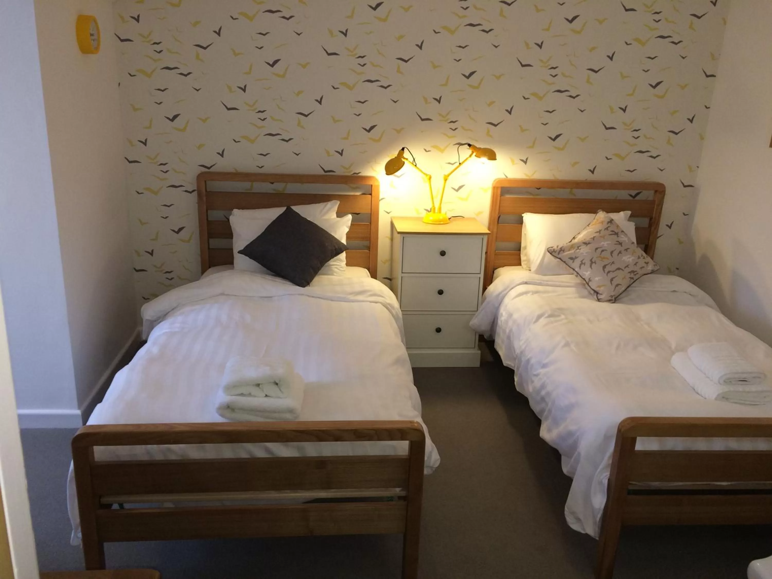 Bedroom, Bed in Portreath Arms