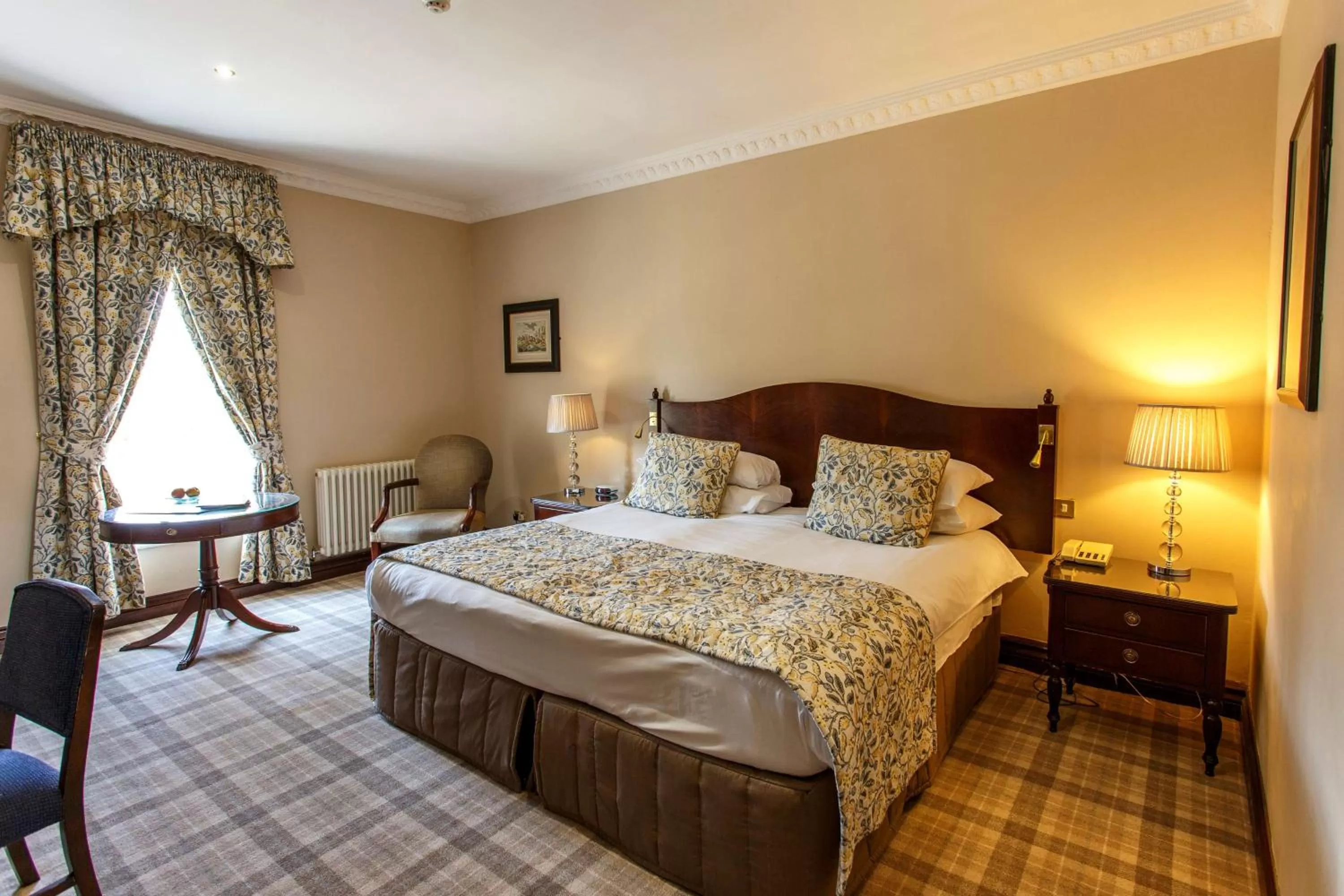 Photo of the whole room, Bed in Hardwick Hall Hotel