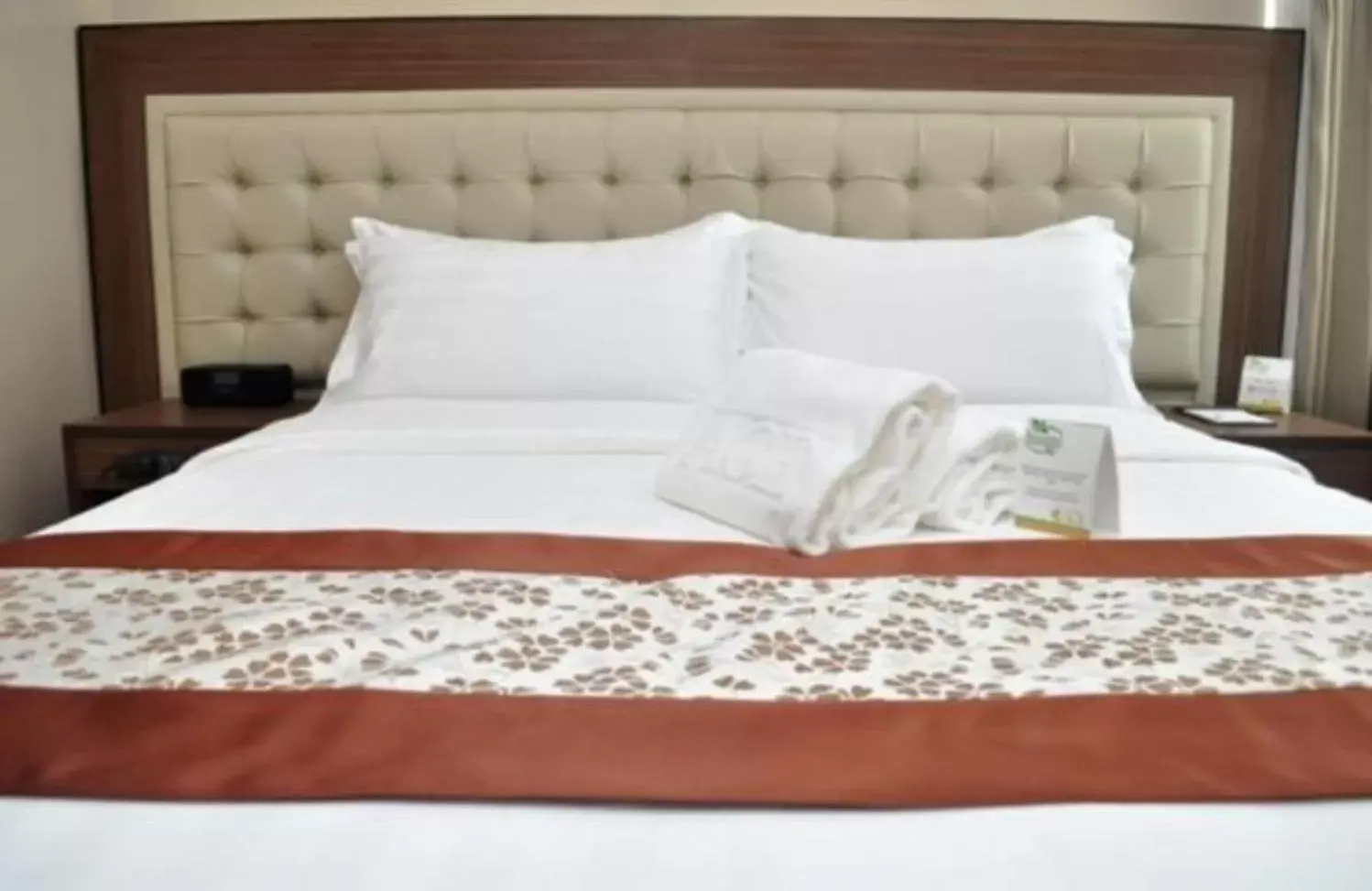 Junior Suite in ACE Hotel and Suites Junior Suite in ACE Hotel and Suites