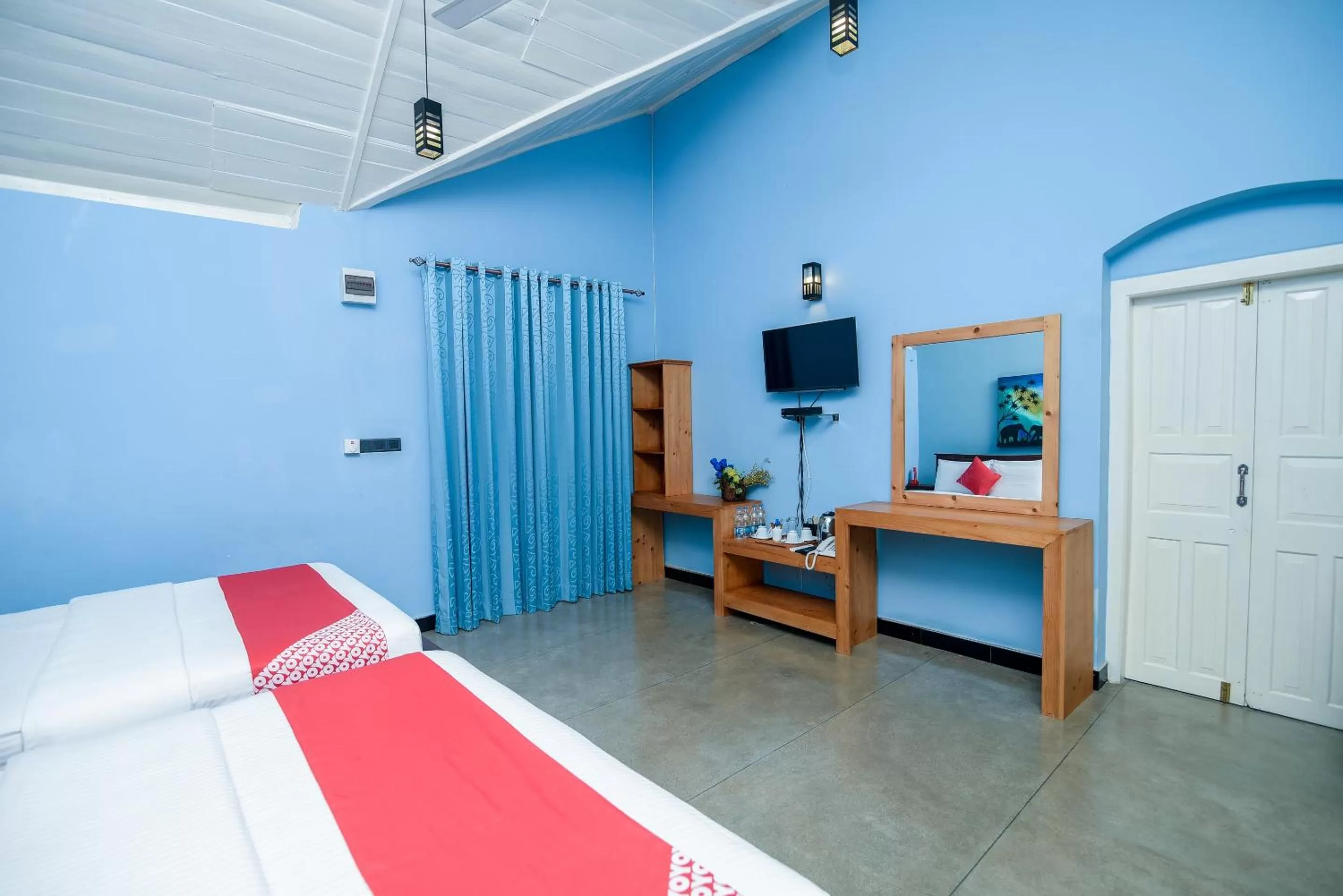 Bedroom, Bed in Man Mountain Villa