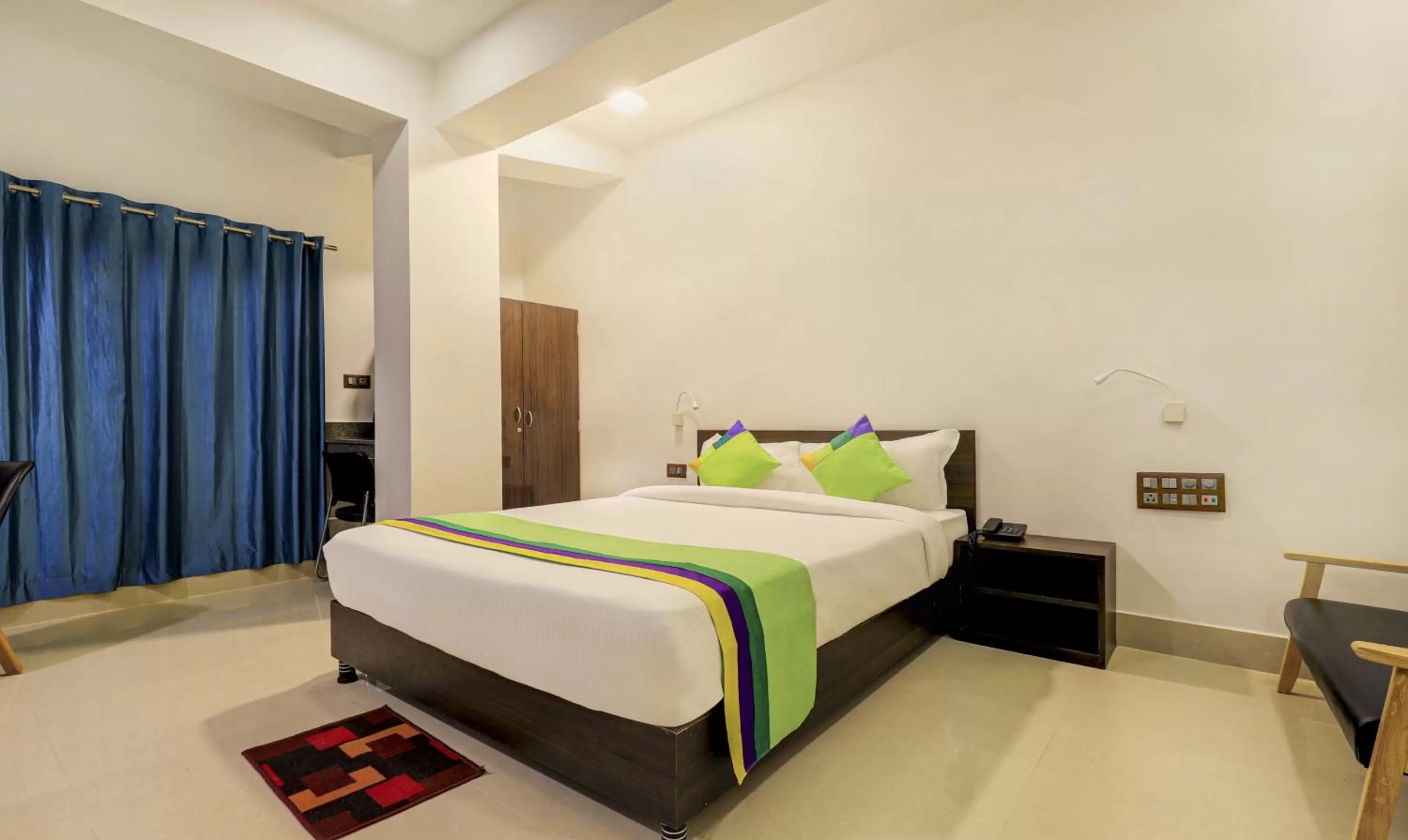 Bedroom, Bed in Treebo Arna Residency