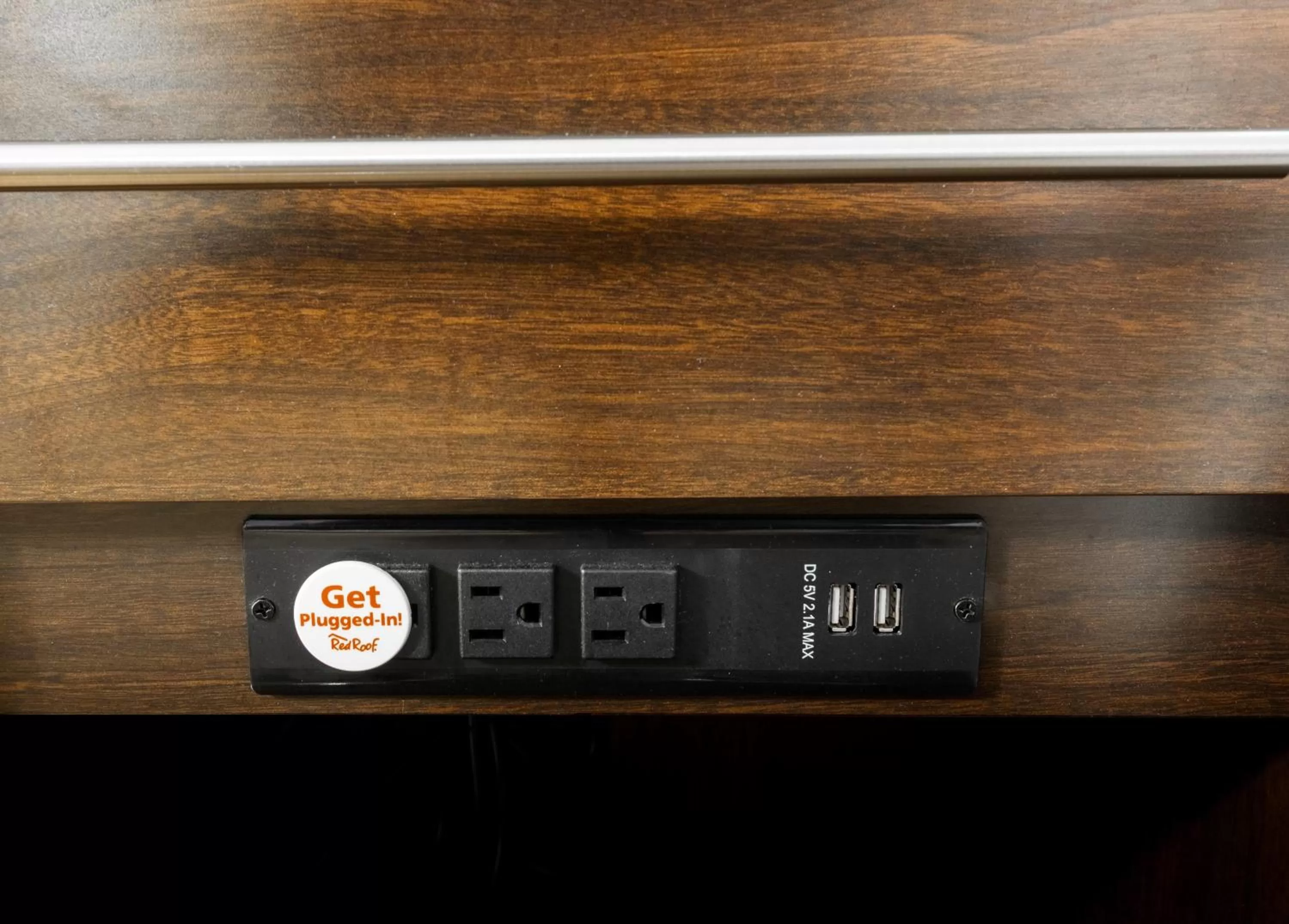 Photo of the whole room in Red Roof Inn PLUS+ Chicago - Northbrook/Deerfield