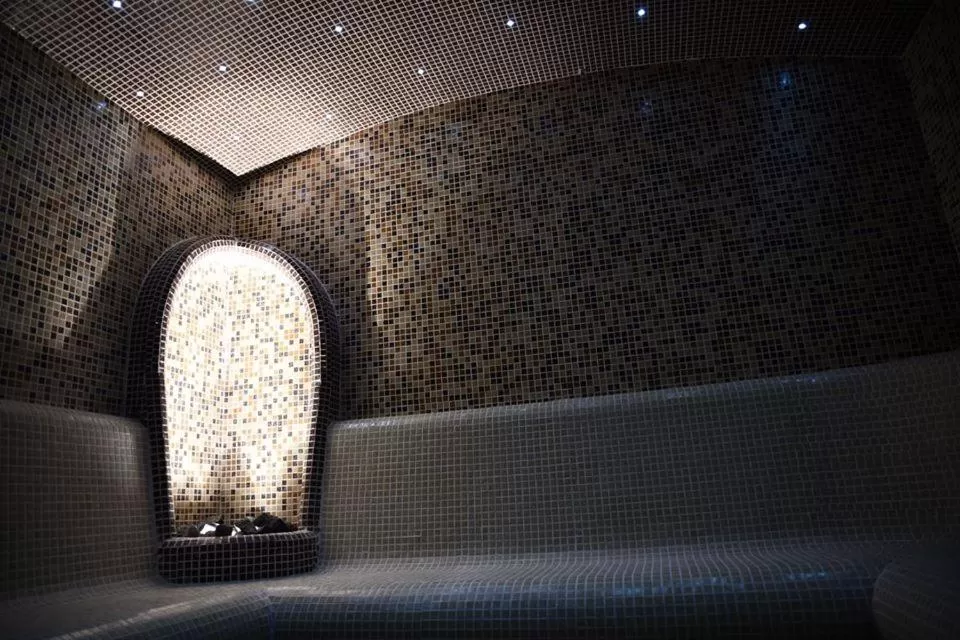 Steam room in Central Hotel, Fitness and Spa
