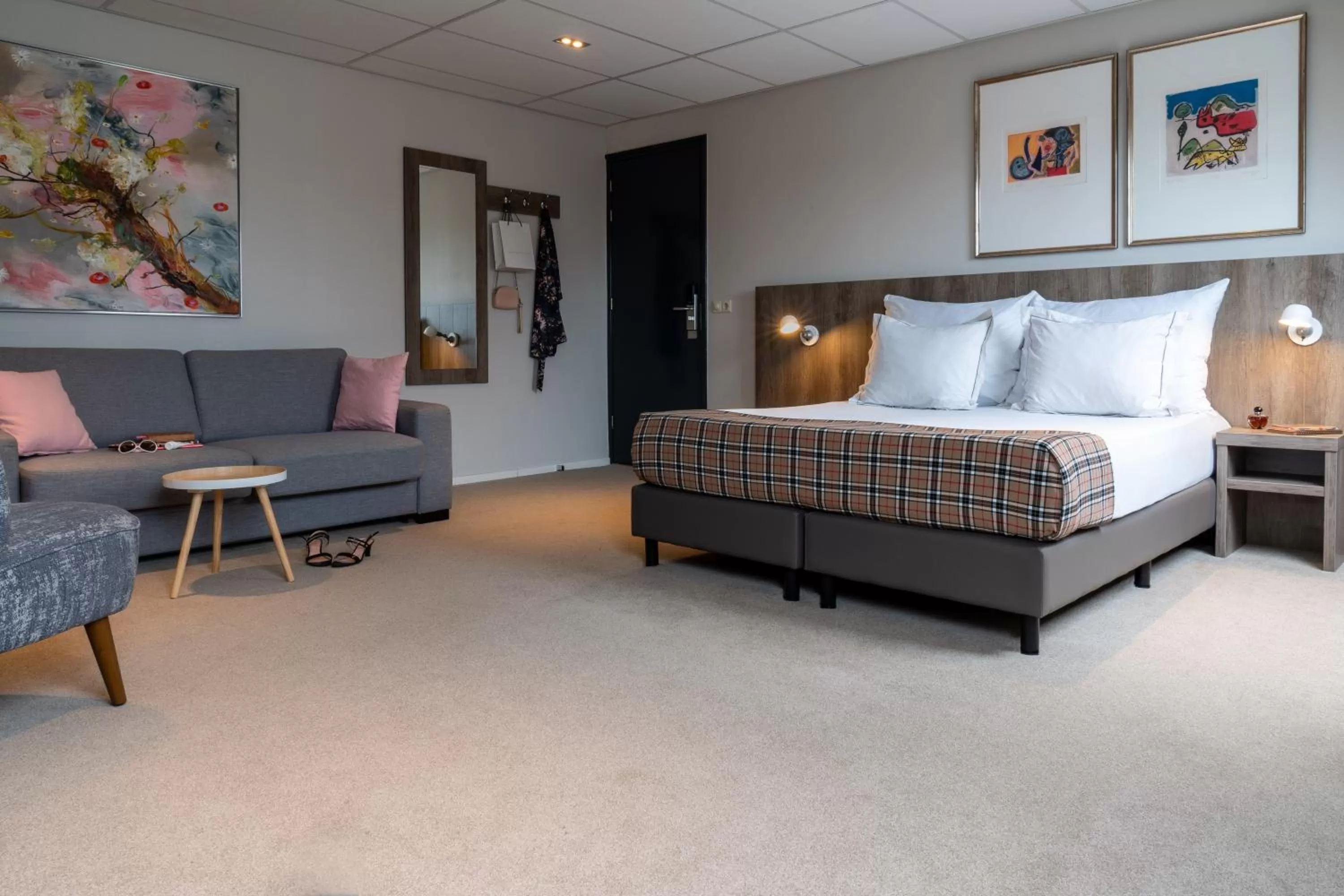 Decorative detail, Bed in Hotel De Koepoort