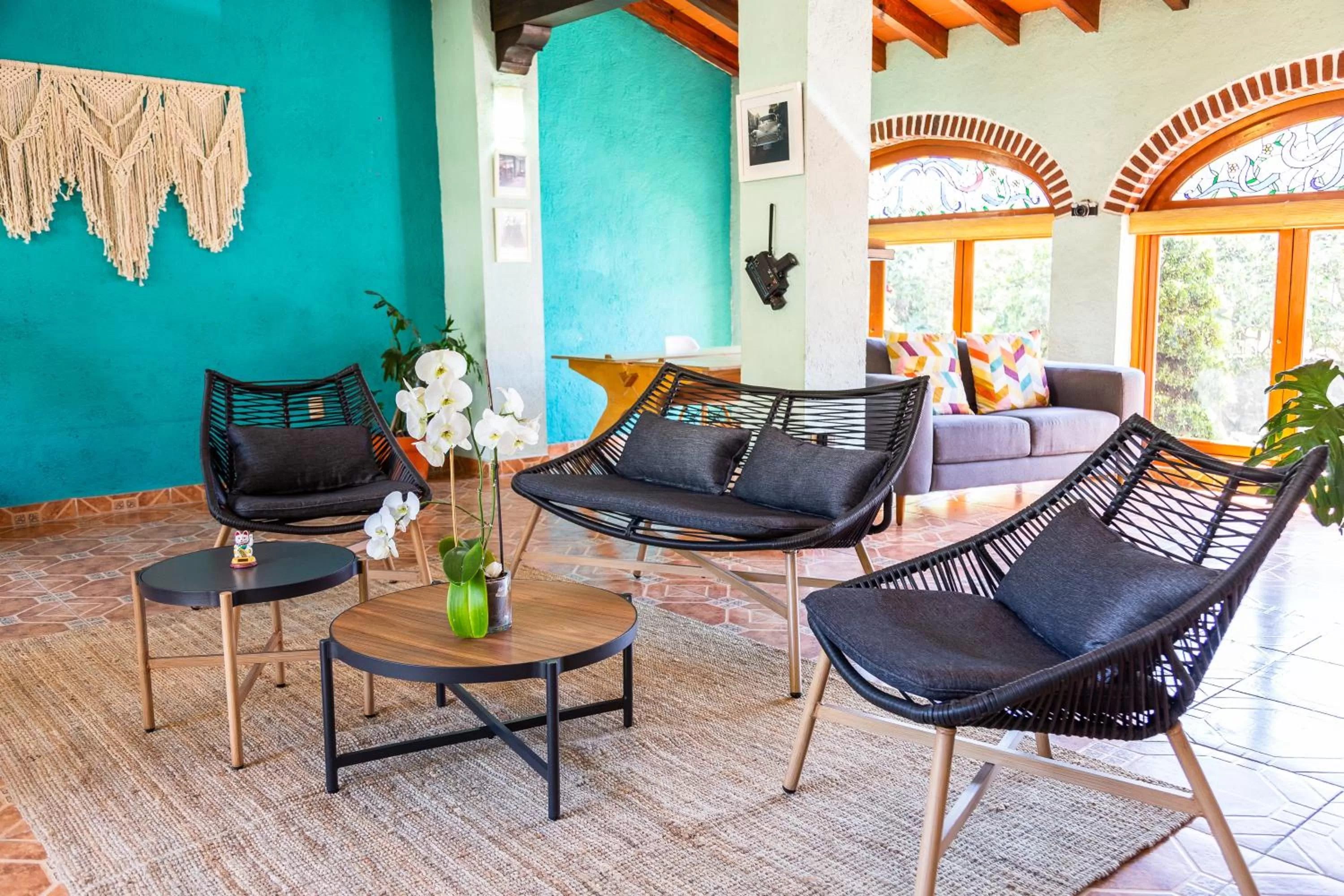 Seating area in Colibrí Turquesa