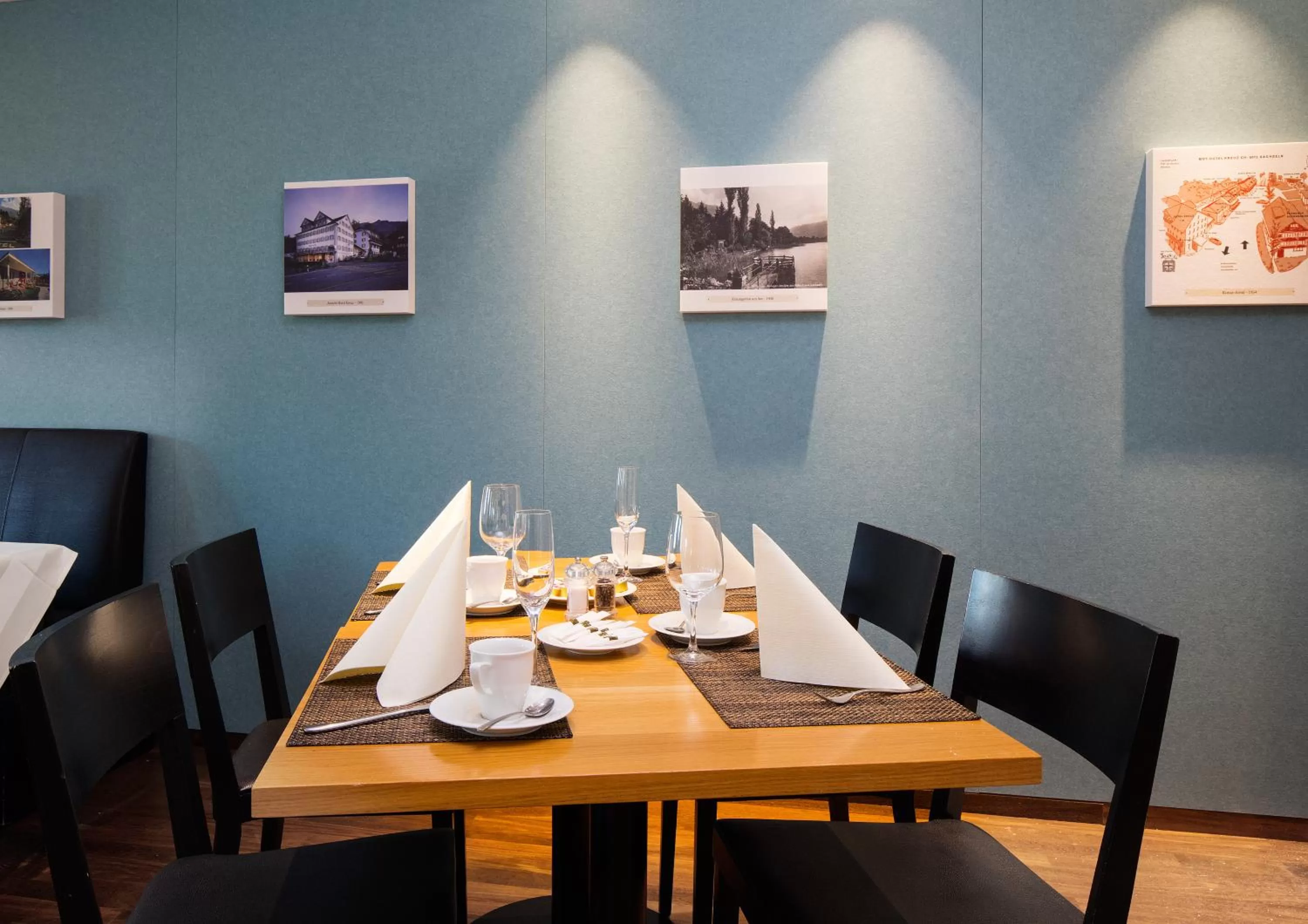 Restaurant/places to eat in Hotel Kreuz by b-smart