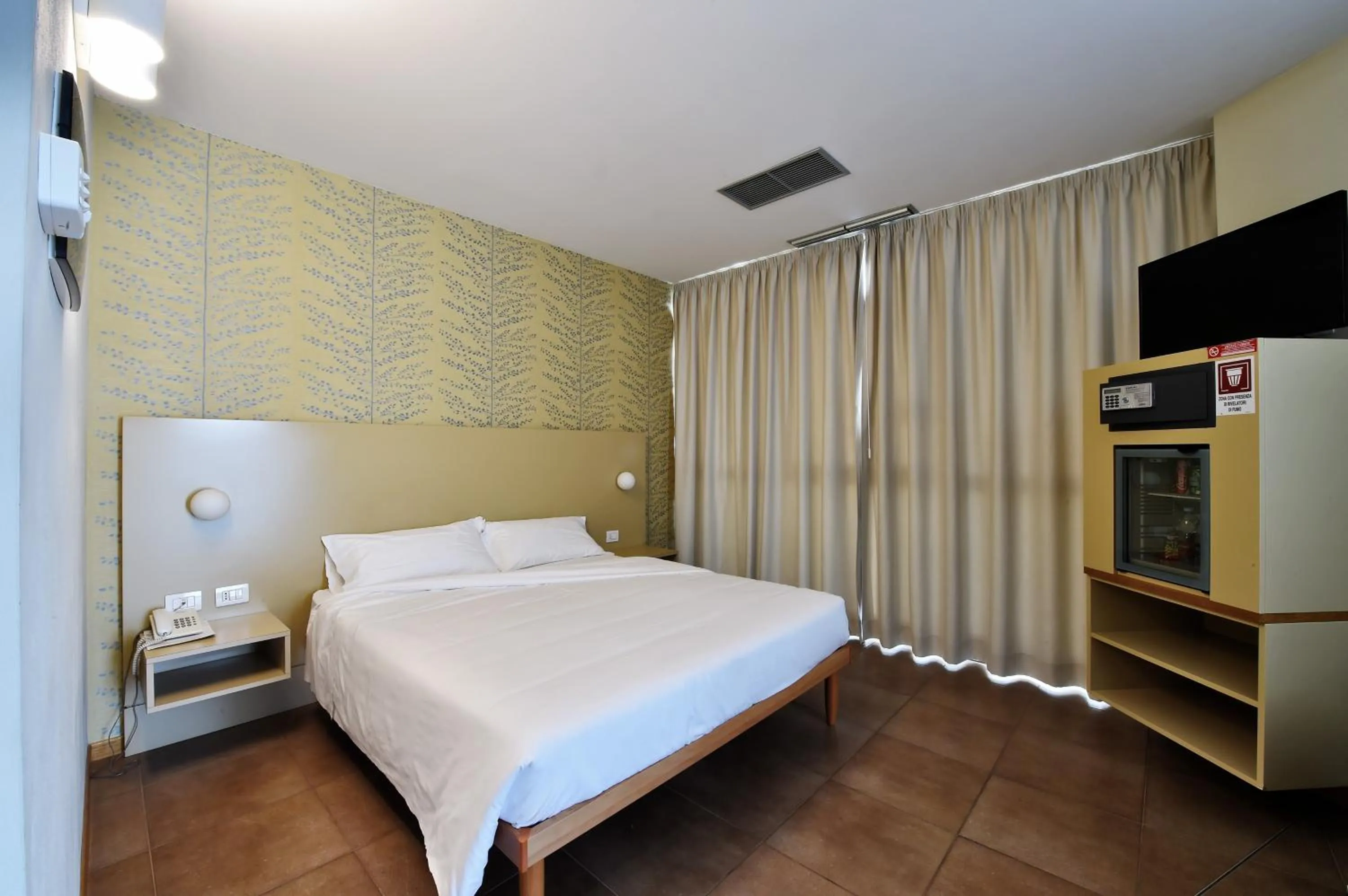 Bedroom, Bed in Tatì Hotel