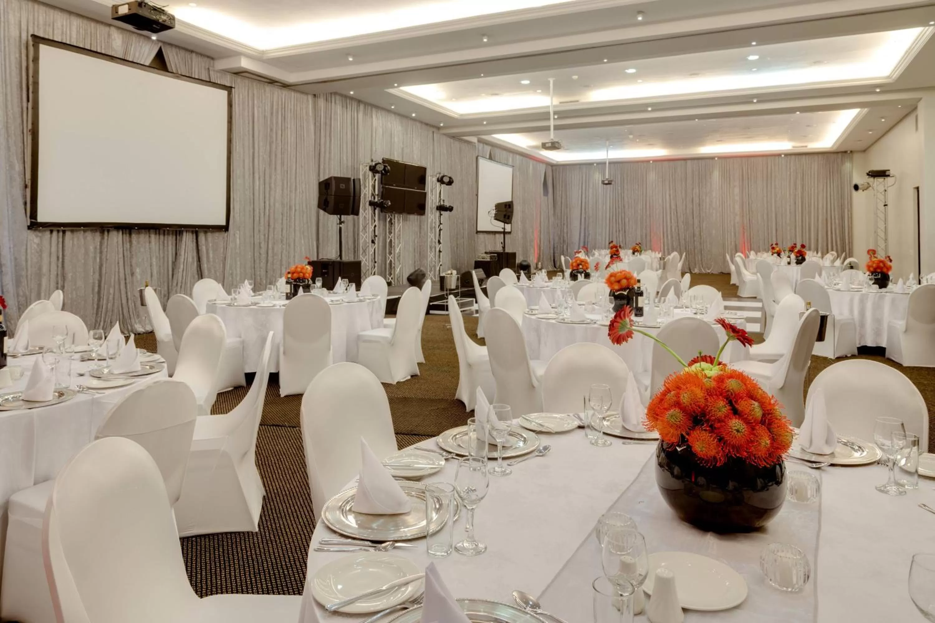 Meeting/conference room in Protea Hotel by Marriott Stellenbosch & Conference Centre