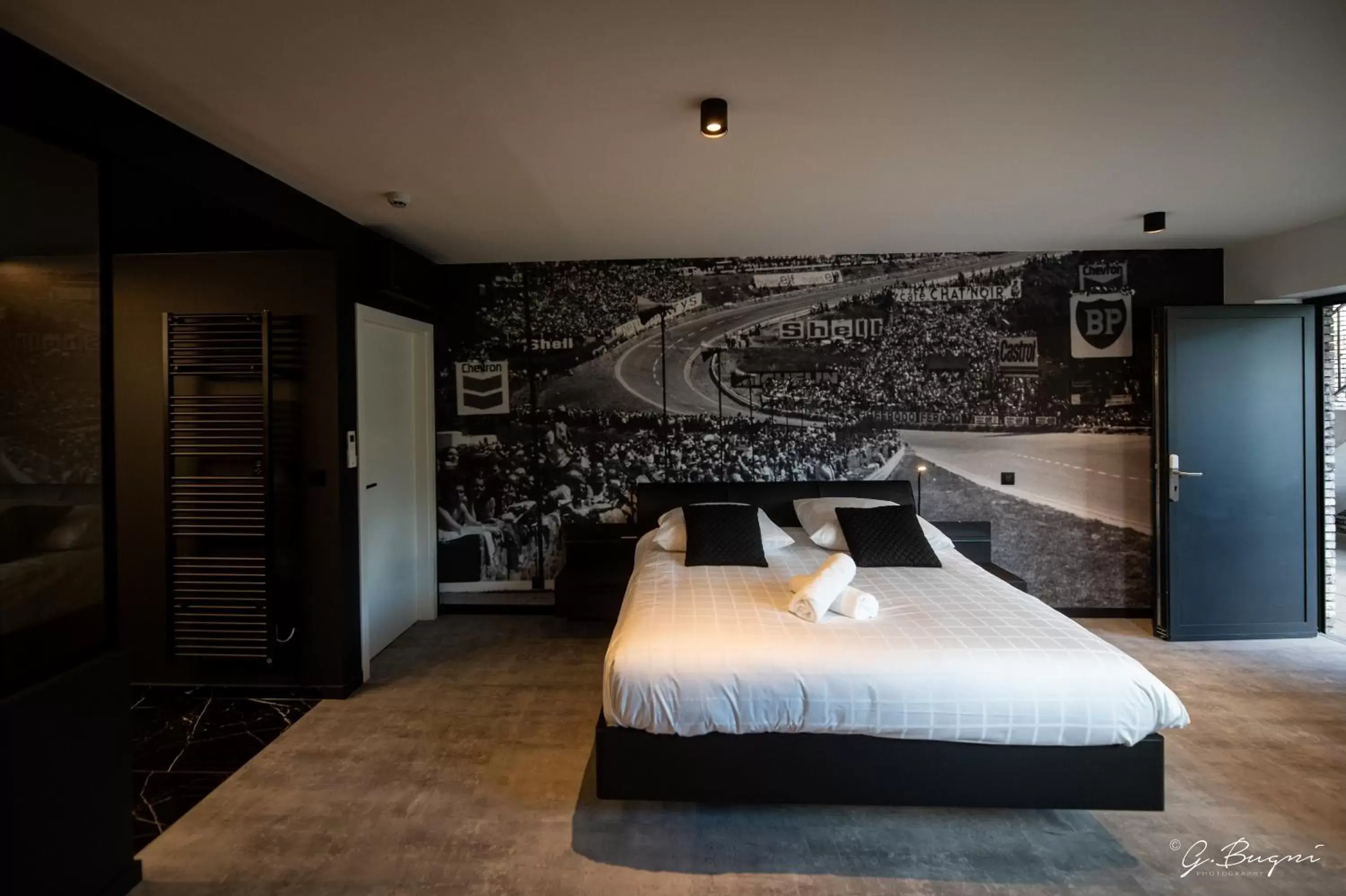 Boutique Hôtel, La Cour de la Reine, Rooftop & Bistronomique Restaurant Boutique Hôtel, La Cour de la Reine, Rooftop & Bistronomique Restaurant