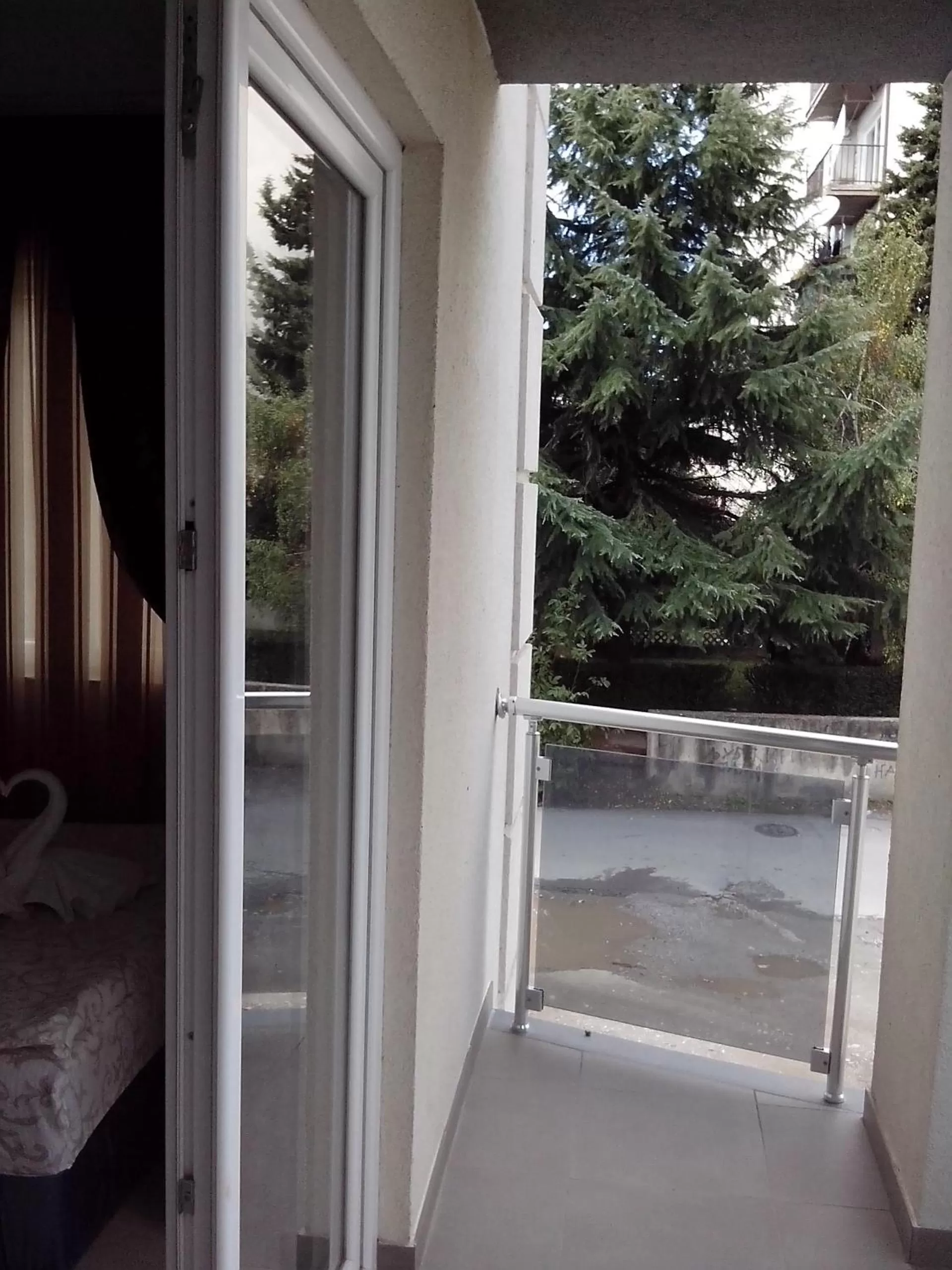 Street view, Balcony/Terrace in Art B