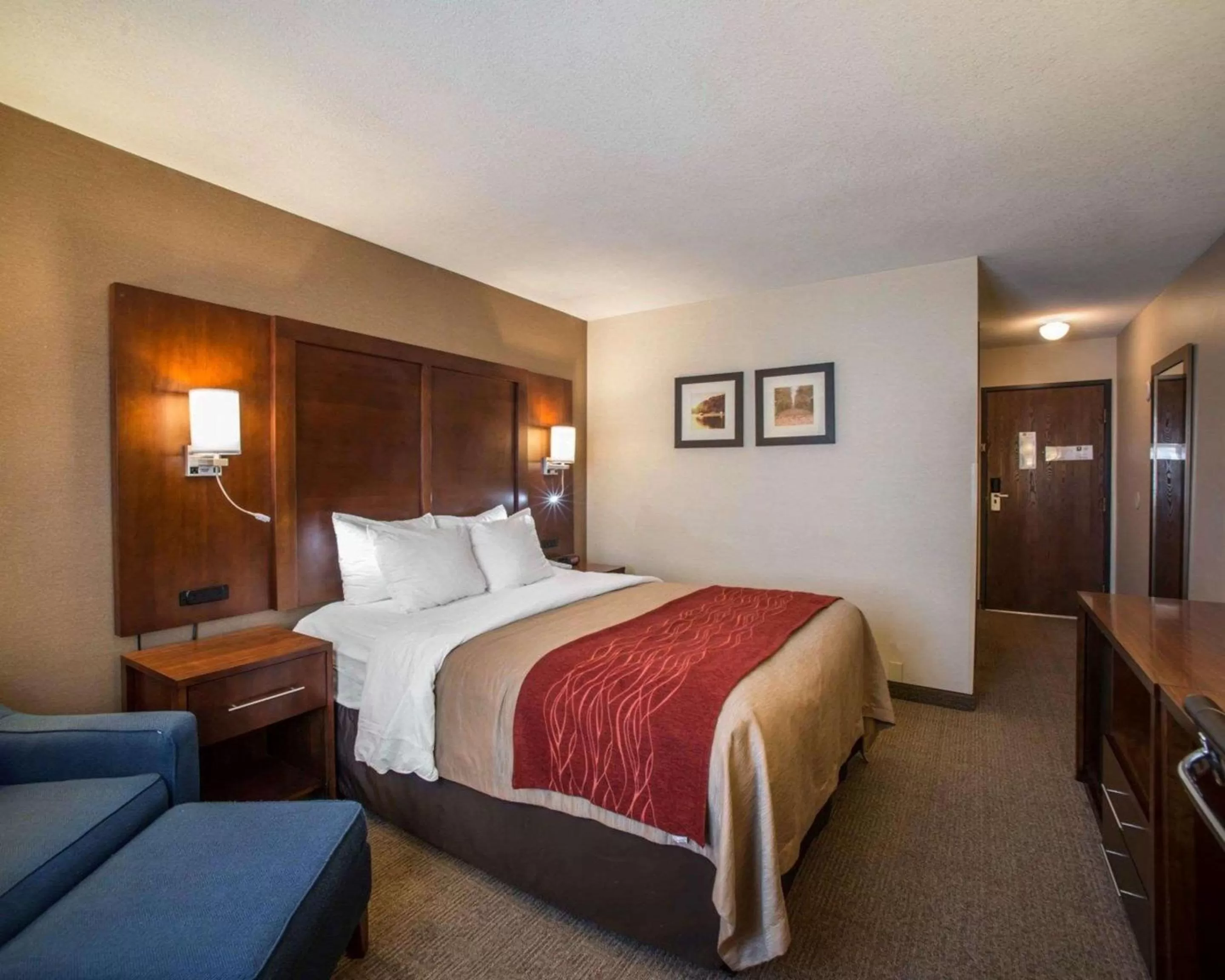 Photo of the whole room, Bed in Quality Inn & Suites Boonville - Columbia