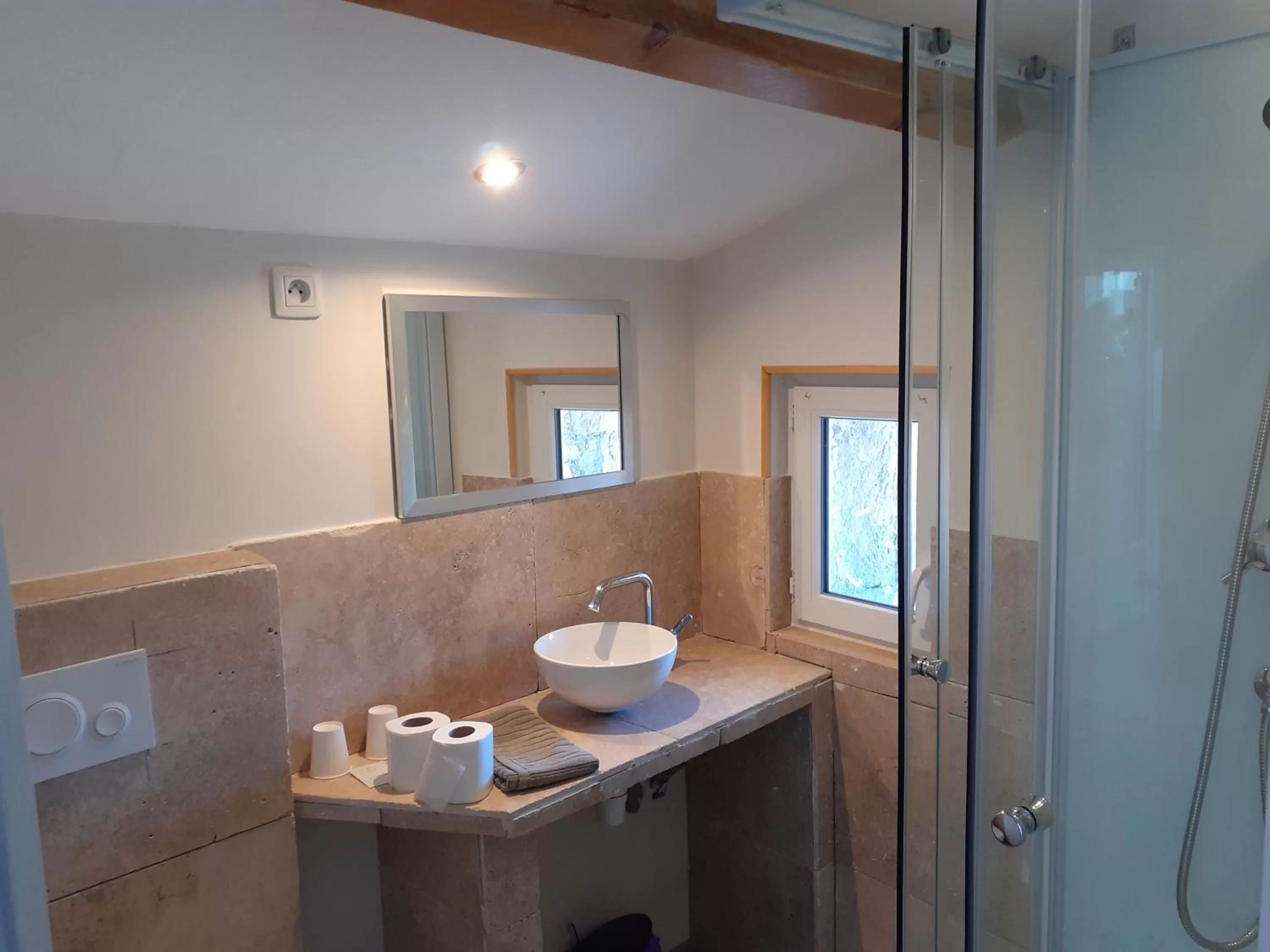 Bathroom in L'Auberge du Mazet