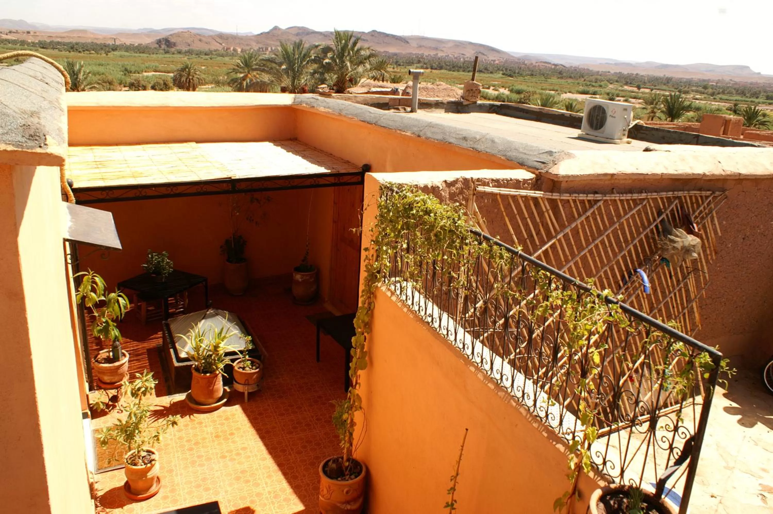 Natural landscape, Pool View in Maison d'hôtes Dar El Nath