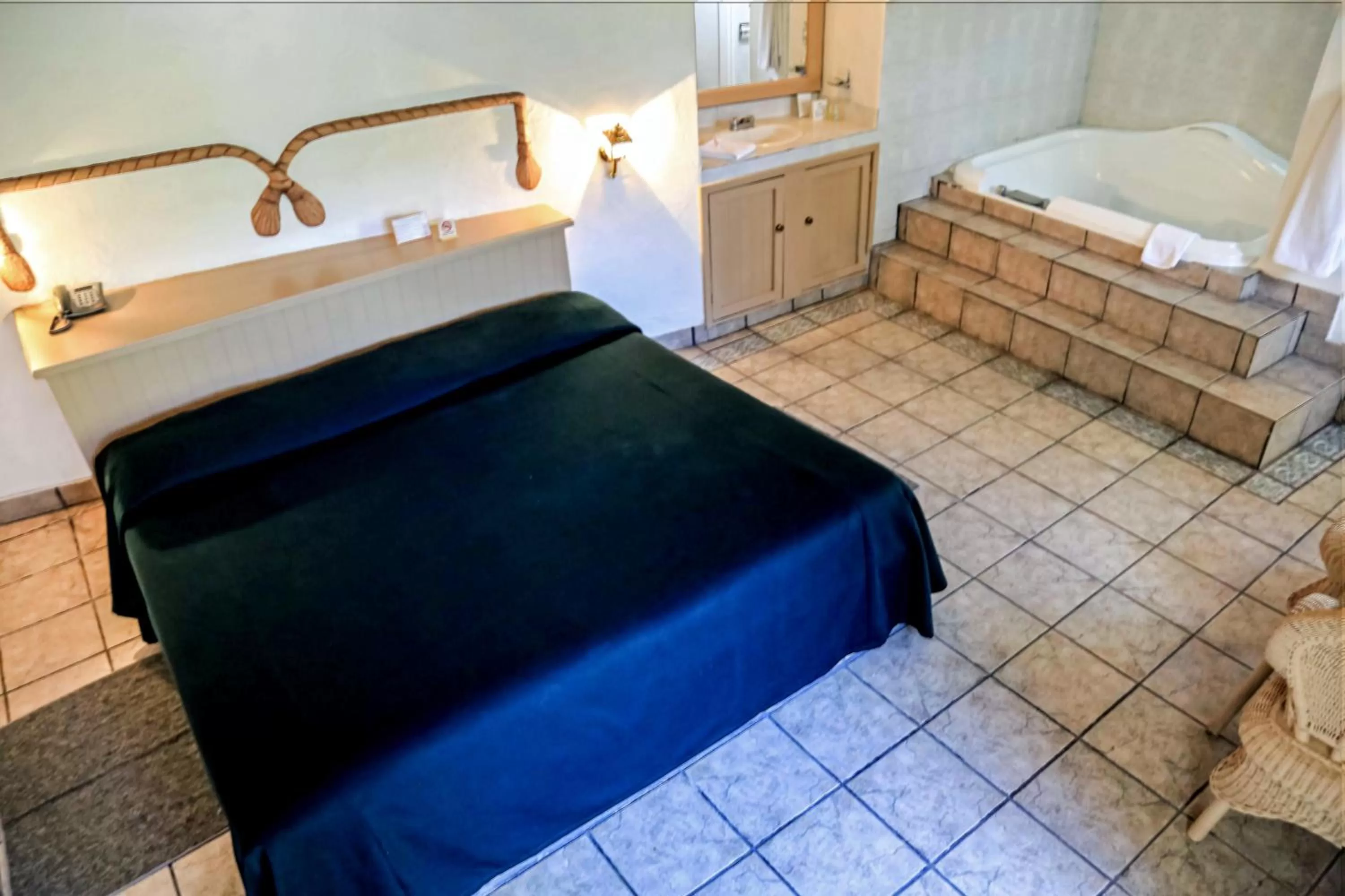 Photo of the whole room, Bed in Hotel La Plaza de Tequisquiapan