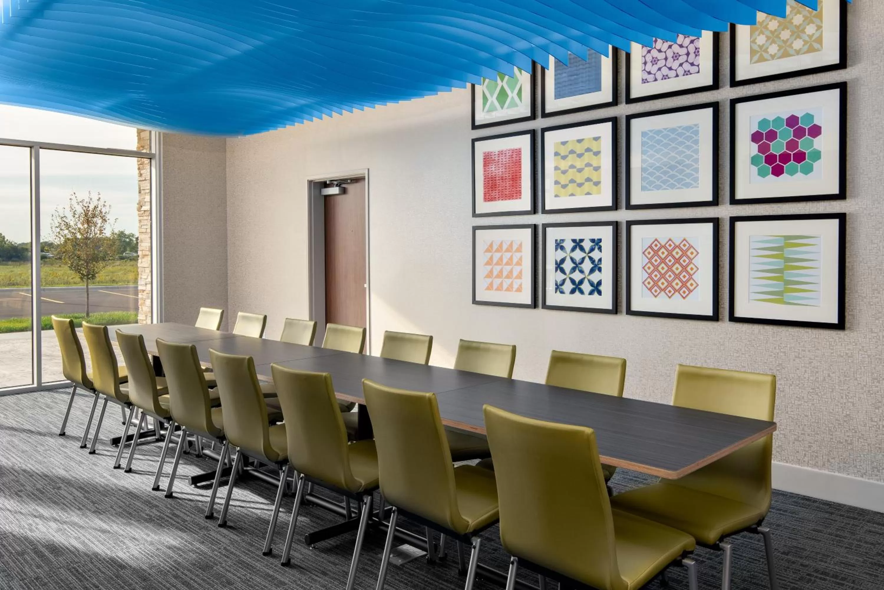Meeting/conference room in Holiday Inn Express & Suites - Elkhorn - Lake Geneva Area by IHG