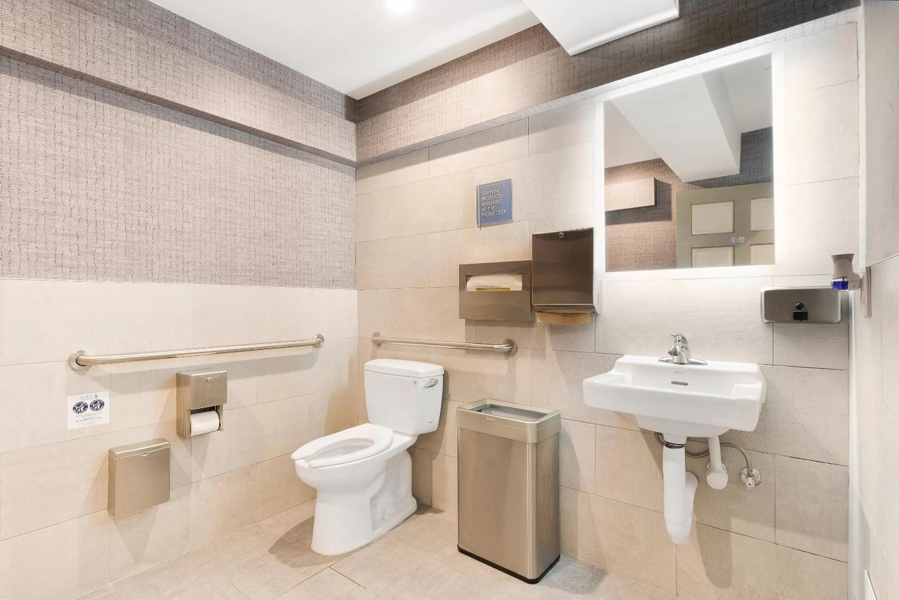 Toilet in Best Western Red Coach Inn