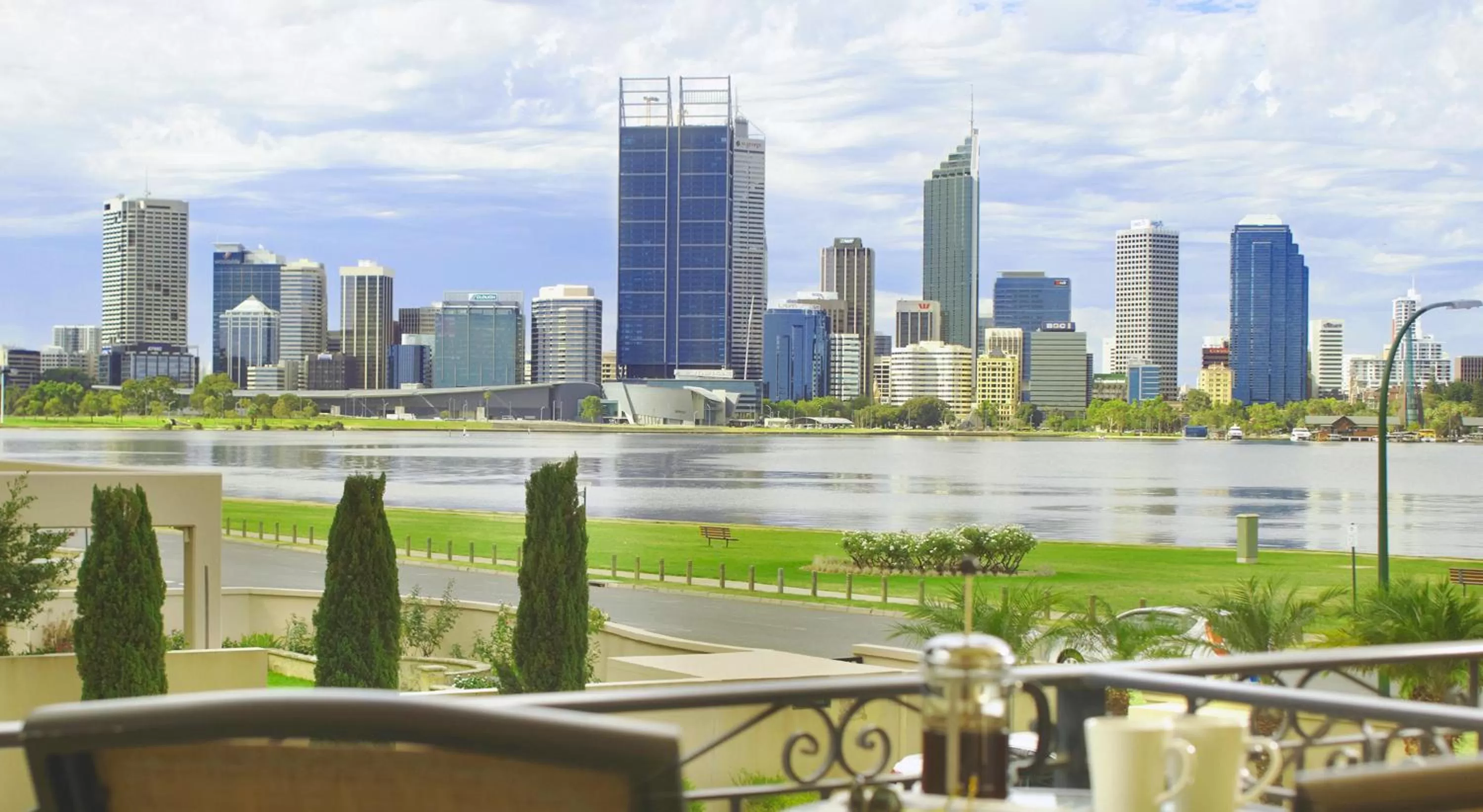 Patio in The Peninsula Riverside Serviced Apartments