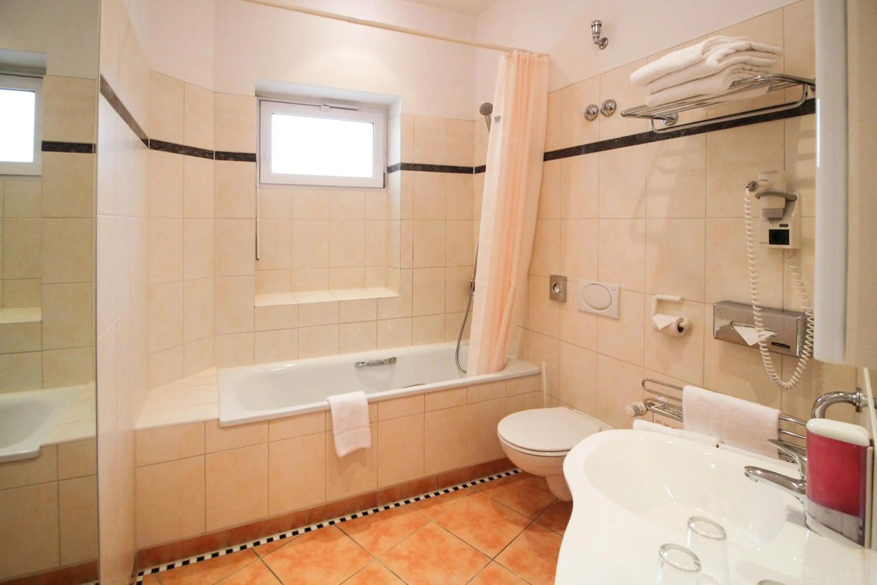 Bathroom in Hotel Sachsenhof