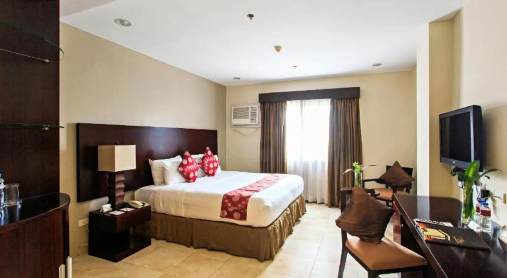 Alpa City Suites Hotel