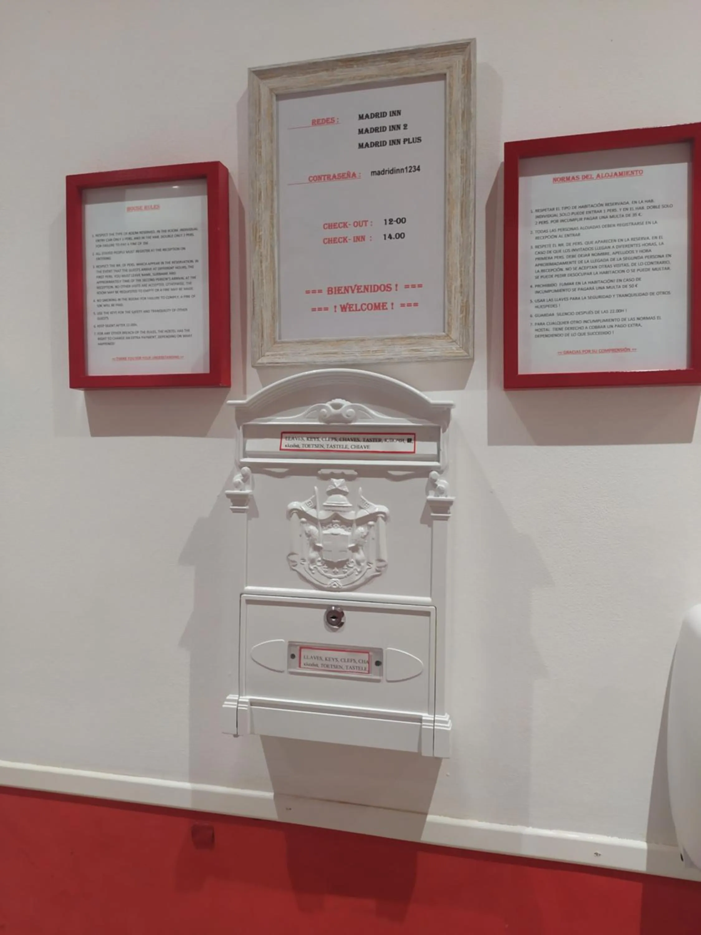 Property logo or sign in Hostal Inn Madrid