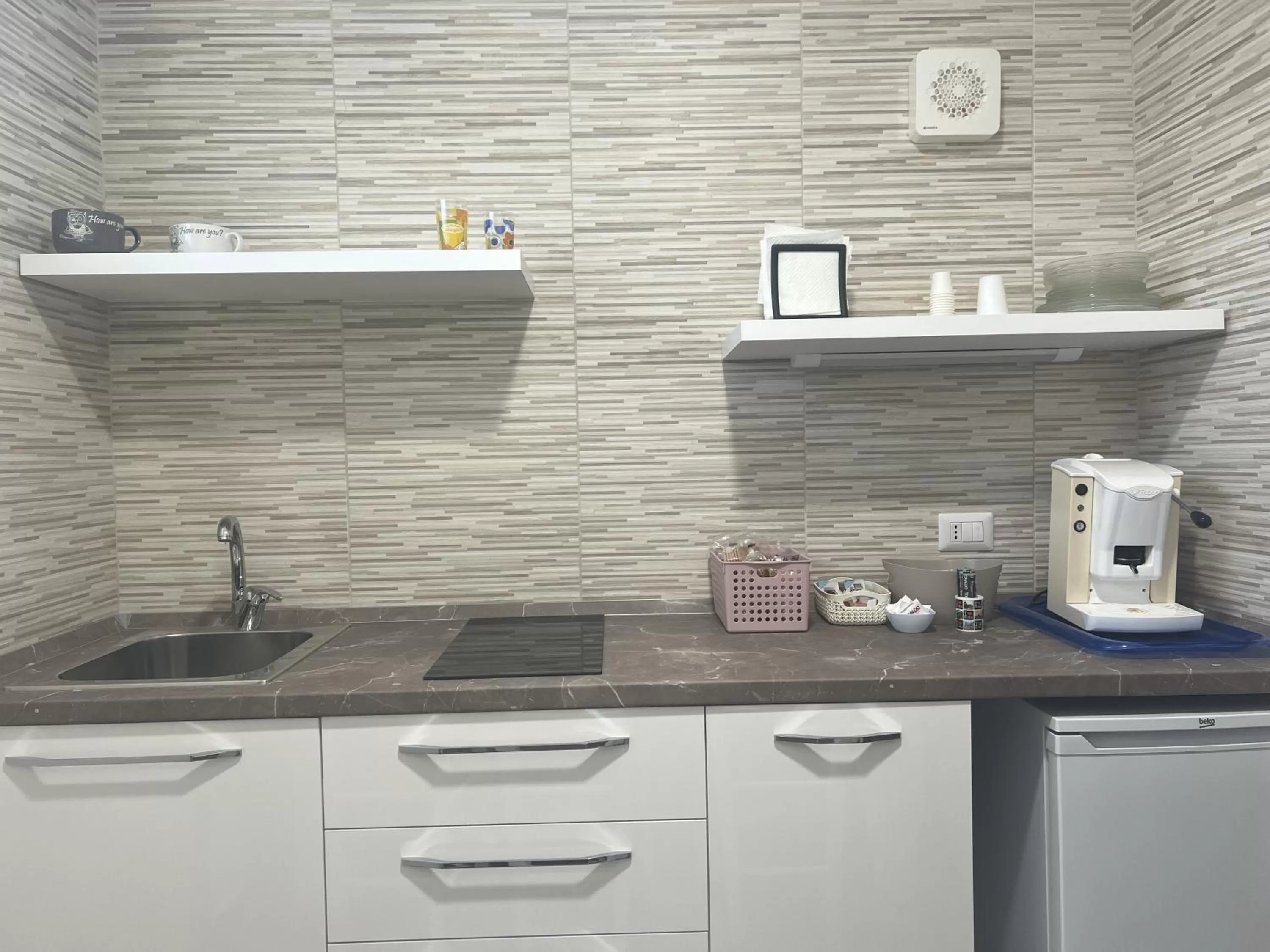 Kitchen/Kitchenette in B&B VILLA LA GINESTRA - camere