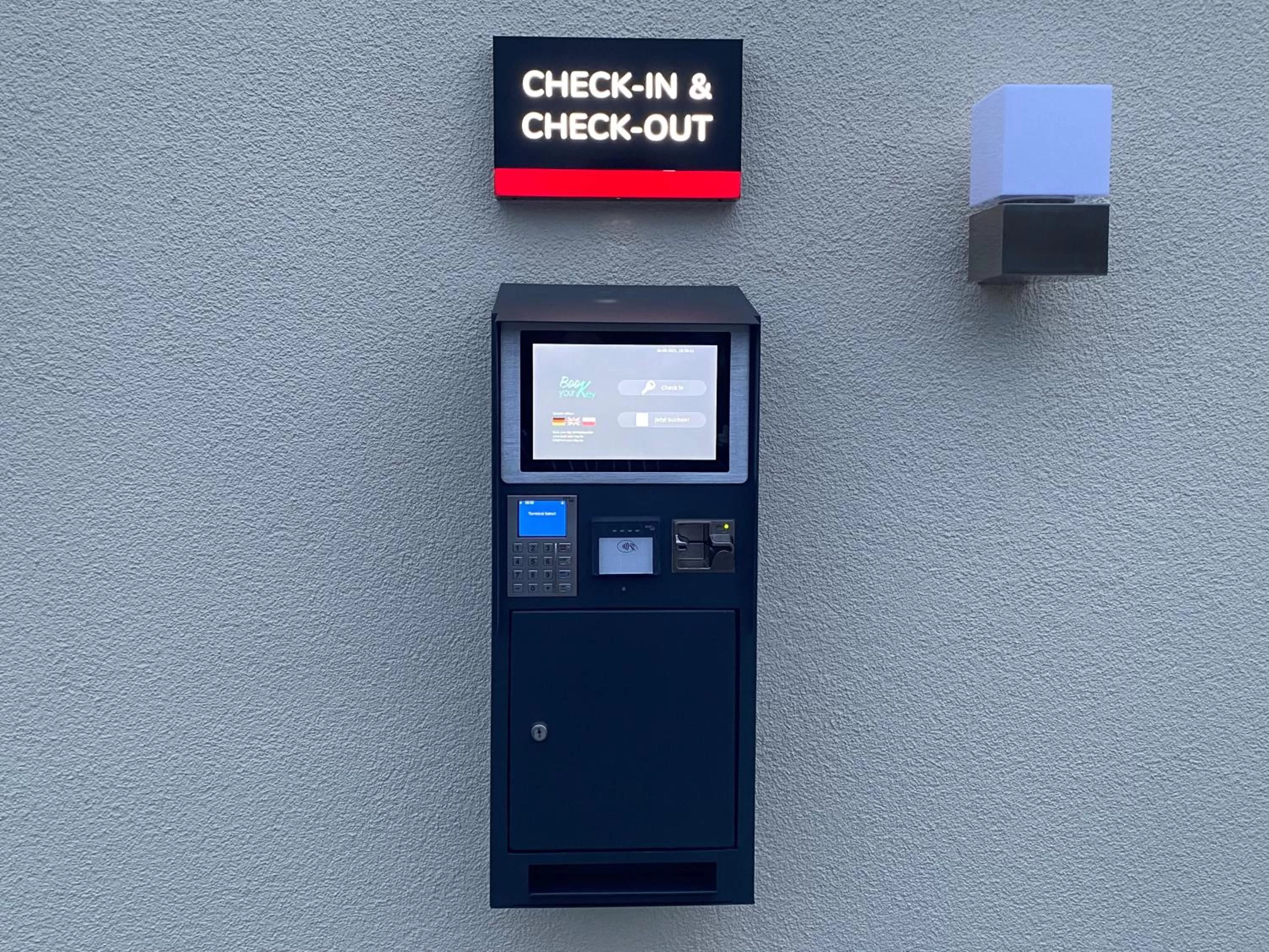 Lobby or reception in Central Hotel Wagenfeld