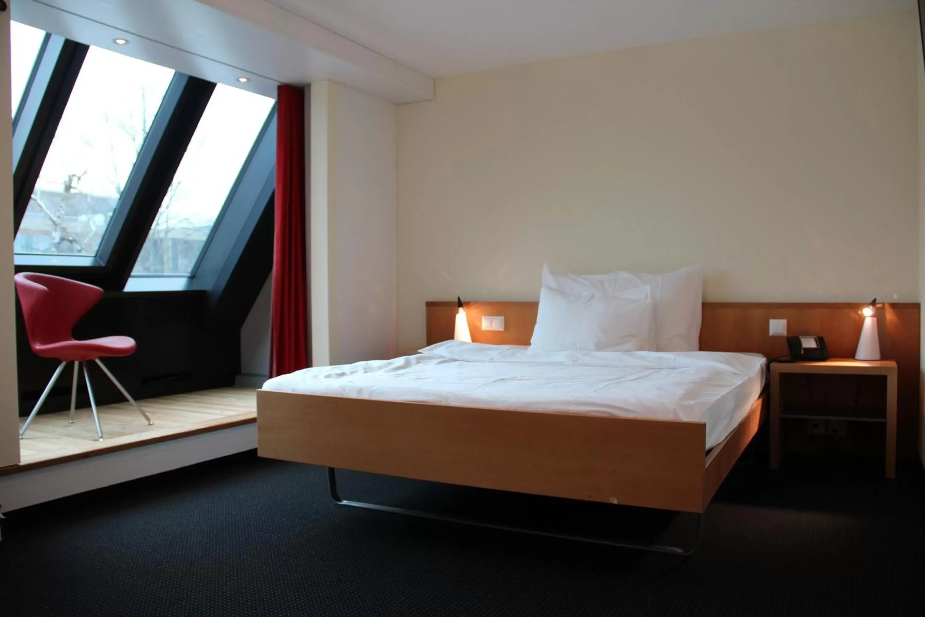 Standard Queen Room in Waldhaus*** Hotel im Deltapark Vitalresort Standard Queen Room in Waldhaus*** Hotel im Deltapark Vitalresort