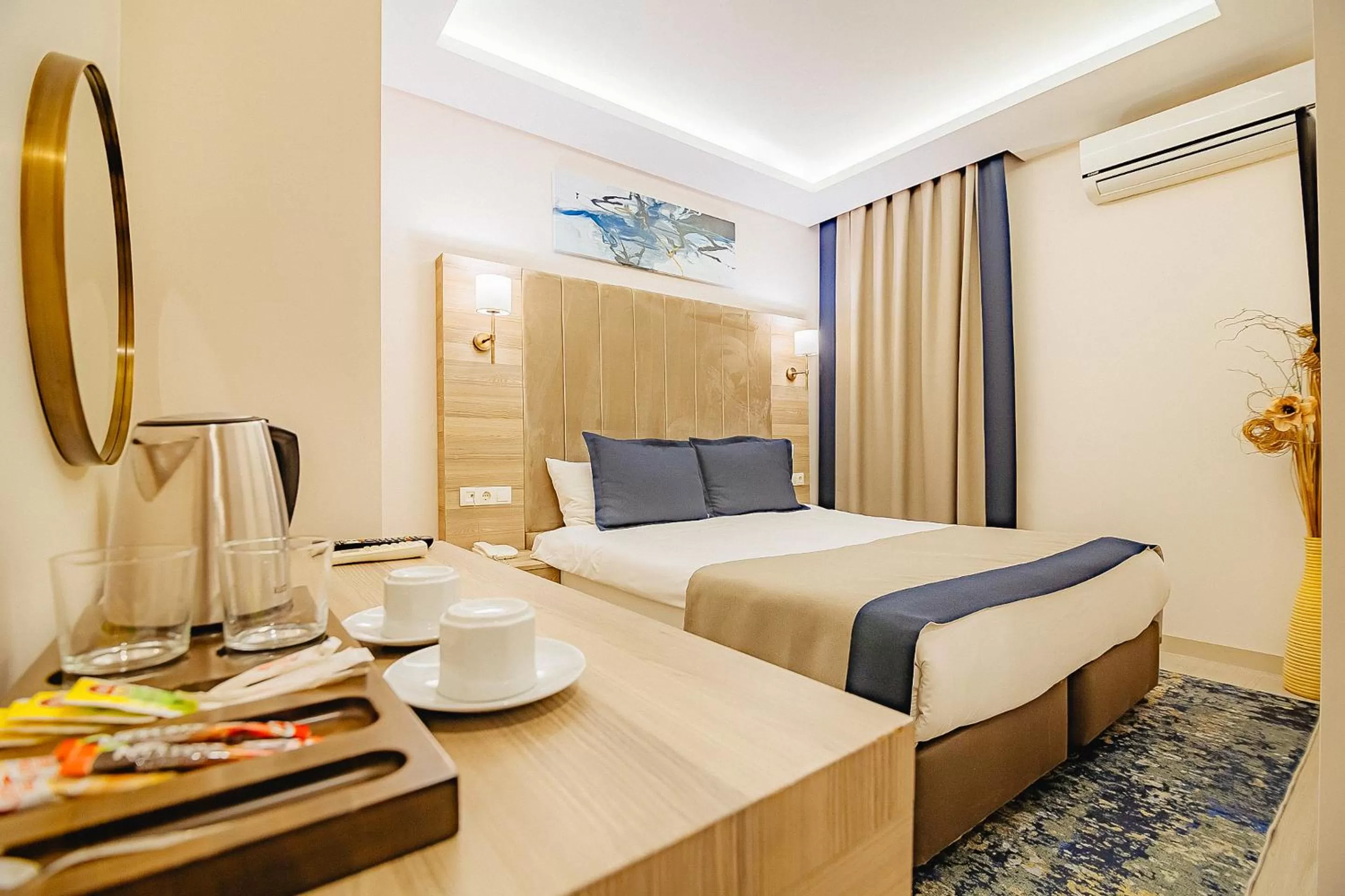 Bedroom, Bed in The Milltown Hotel